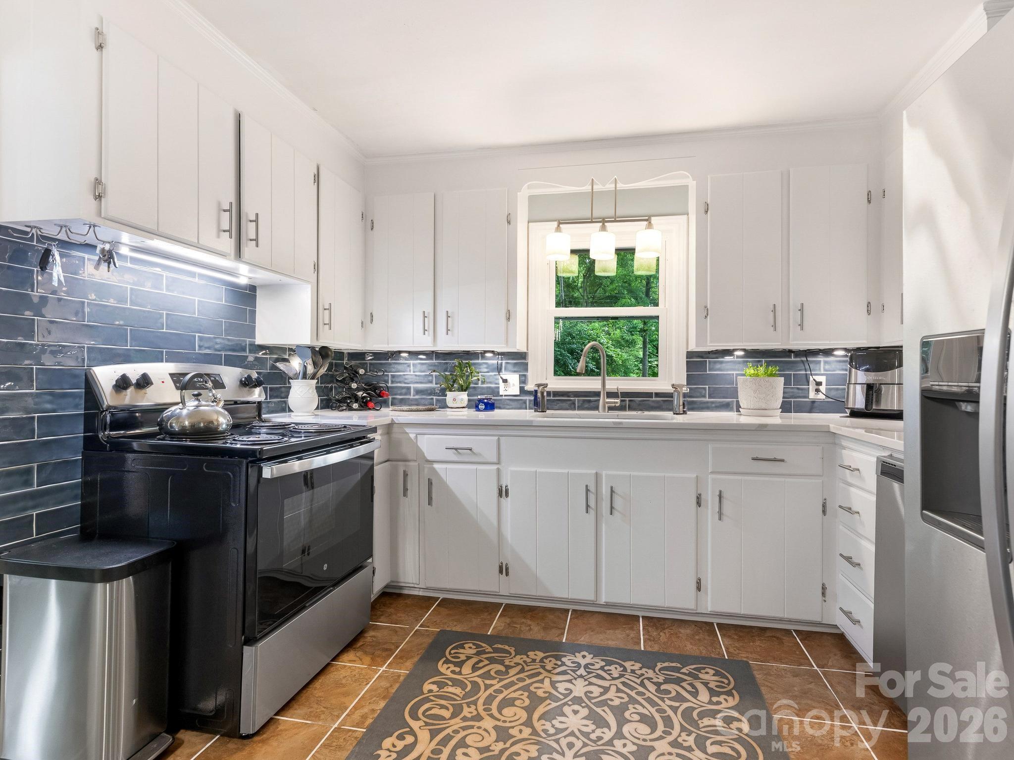 845 Fairbanks Road — Charlotte