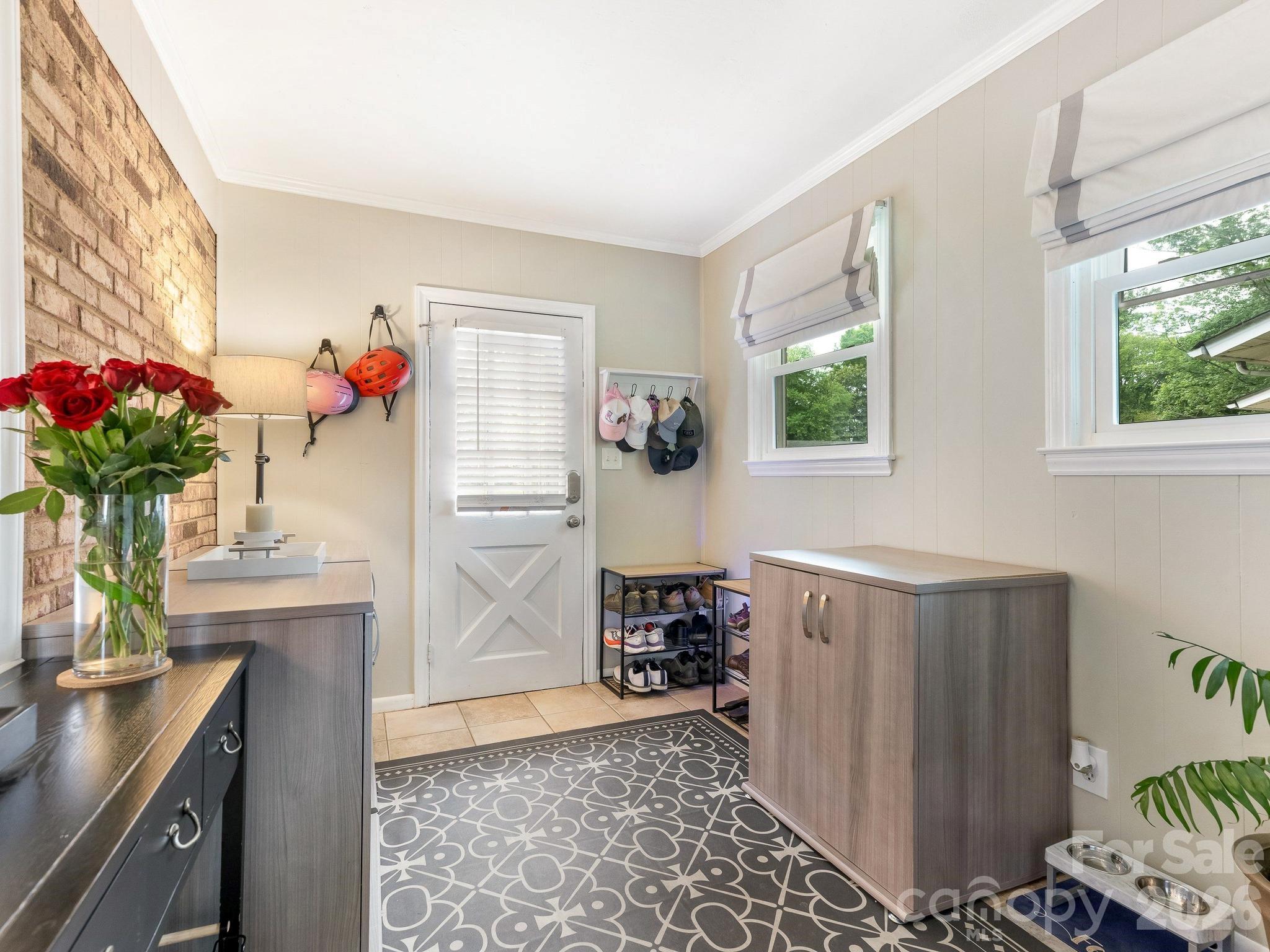 845 Fairbanks Road — Charlotte