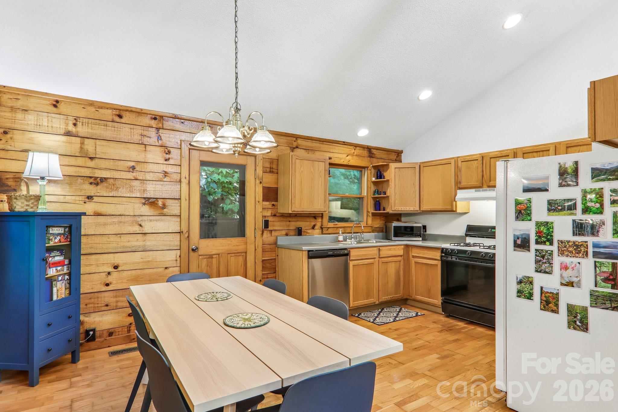 152 Trails End Lane — Maggie Valley