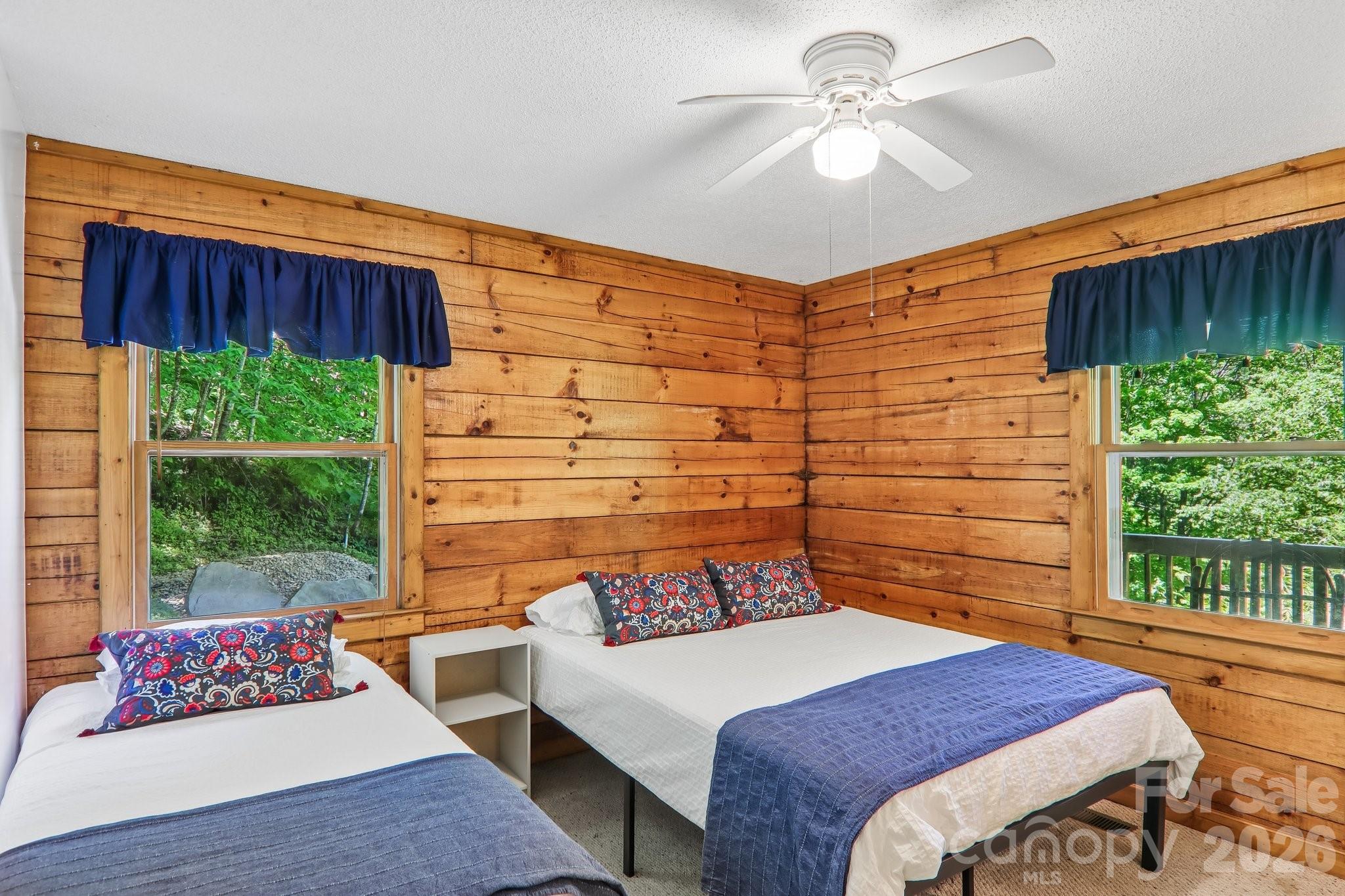 152 Trails End Lane — Maggie Valley