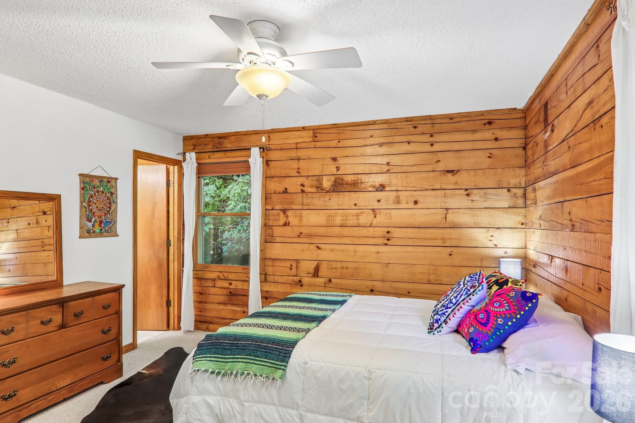 152 Trails End Lane — Maggie Valley