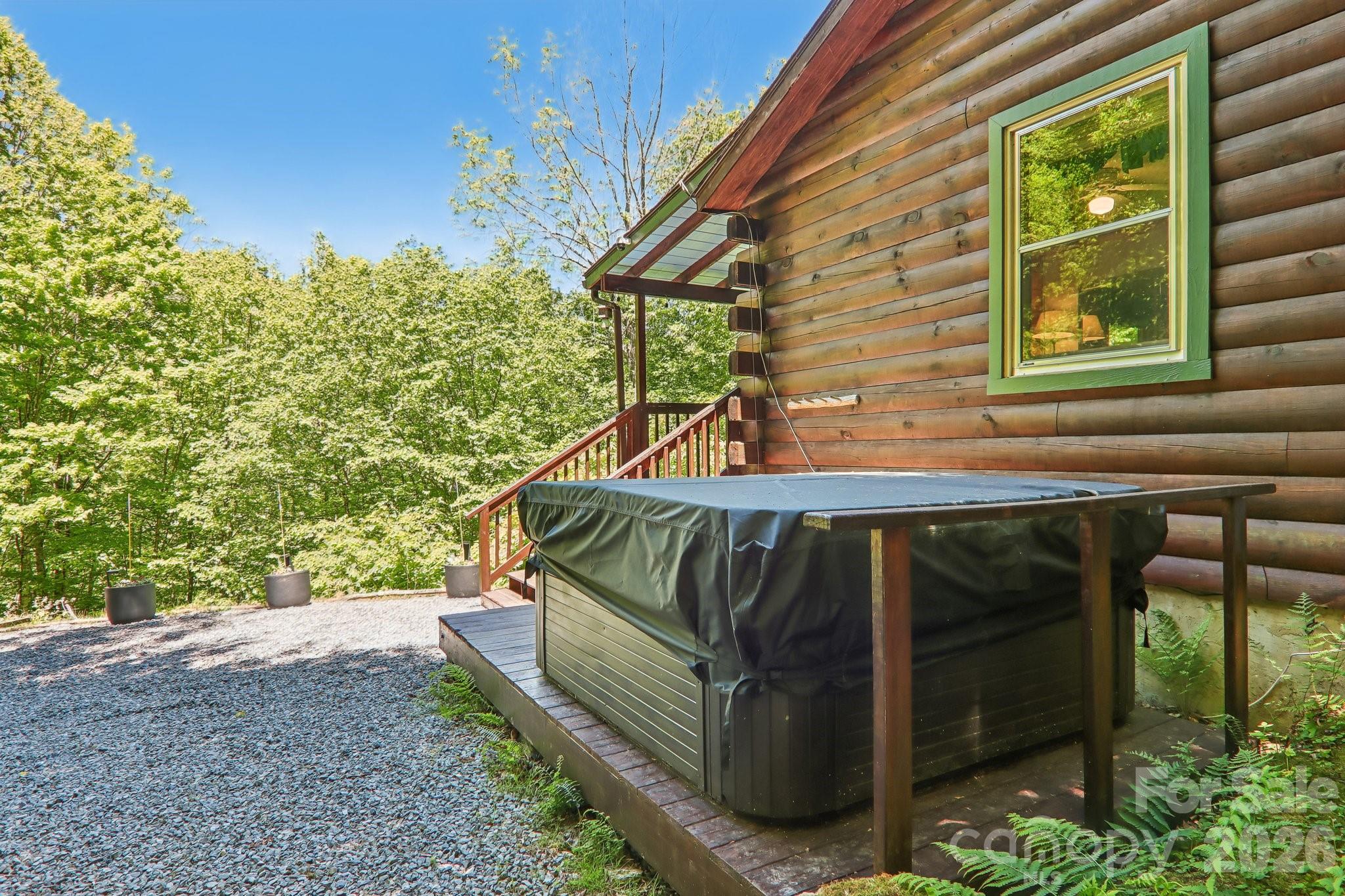 152 Trails End Lane — Maggie Valley