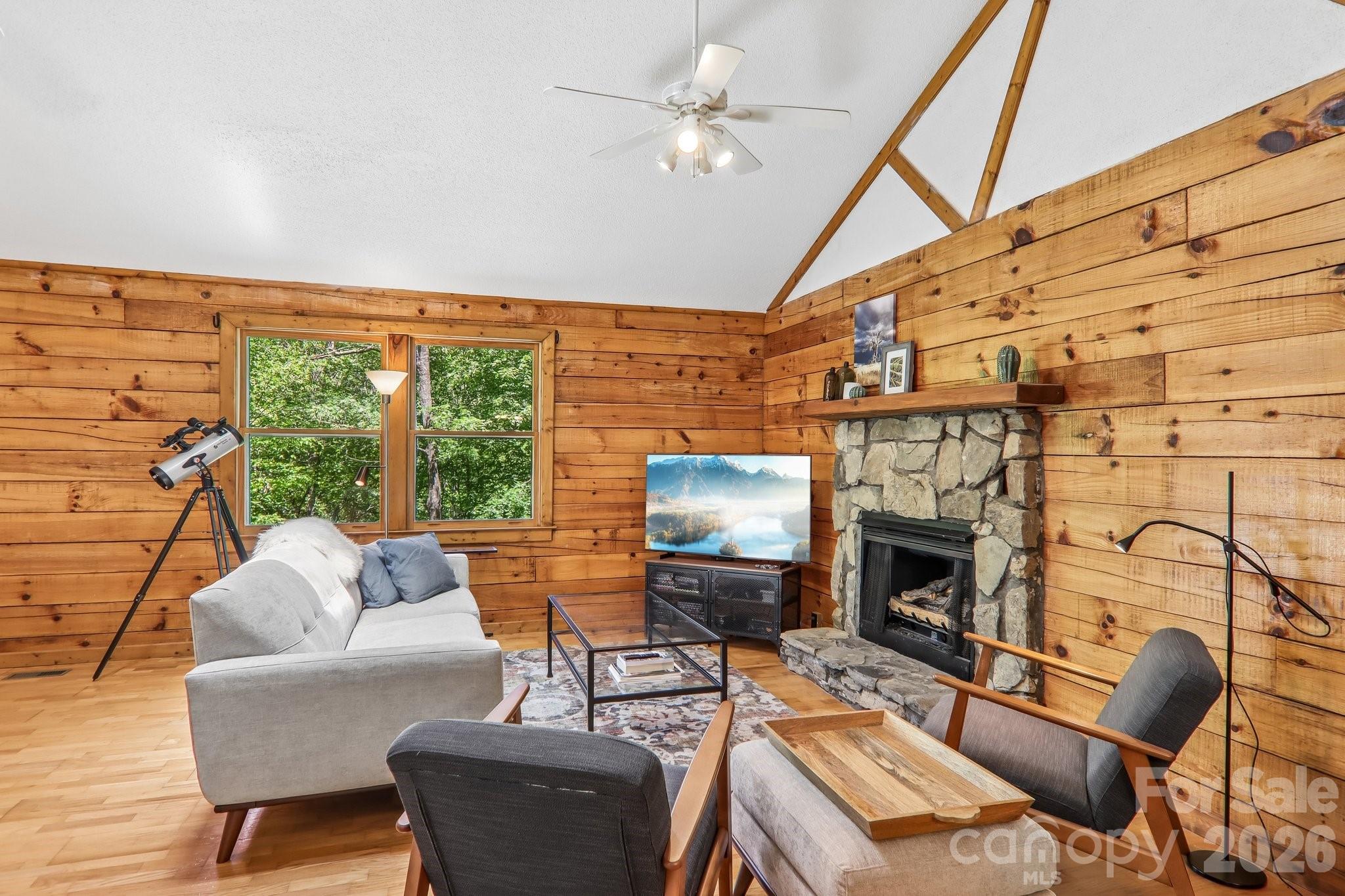 152 Trails End Lane — Maggie Valley