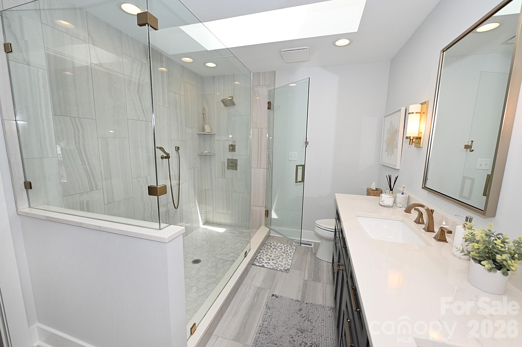 3493 Duck Pond Drive NE — Conover