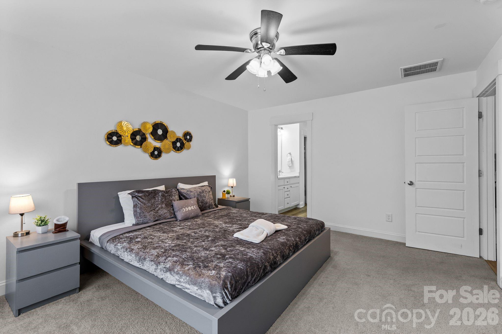 4117 Colebrook Road — Charlotte
