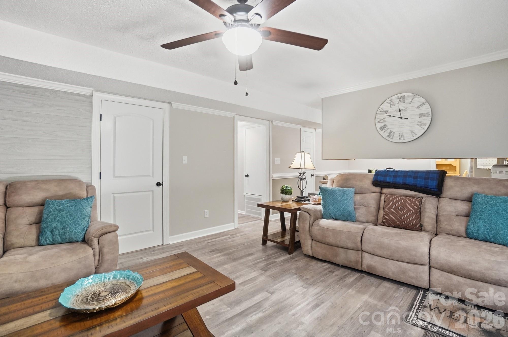 8616 Longbriar Drive — Charlotte