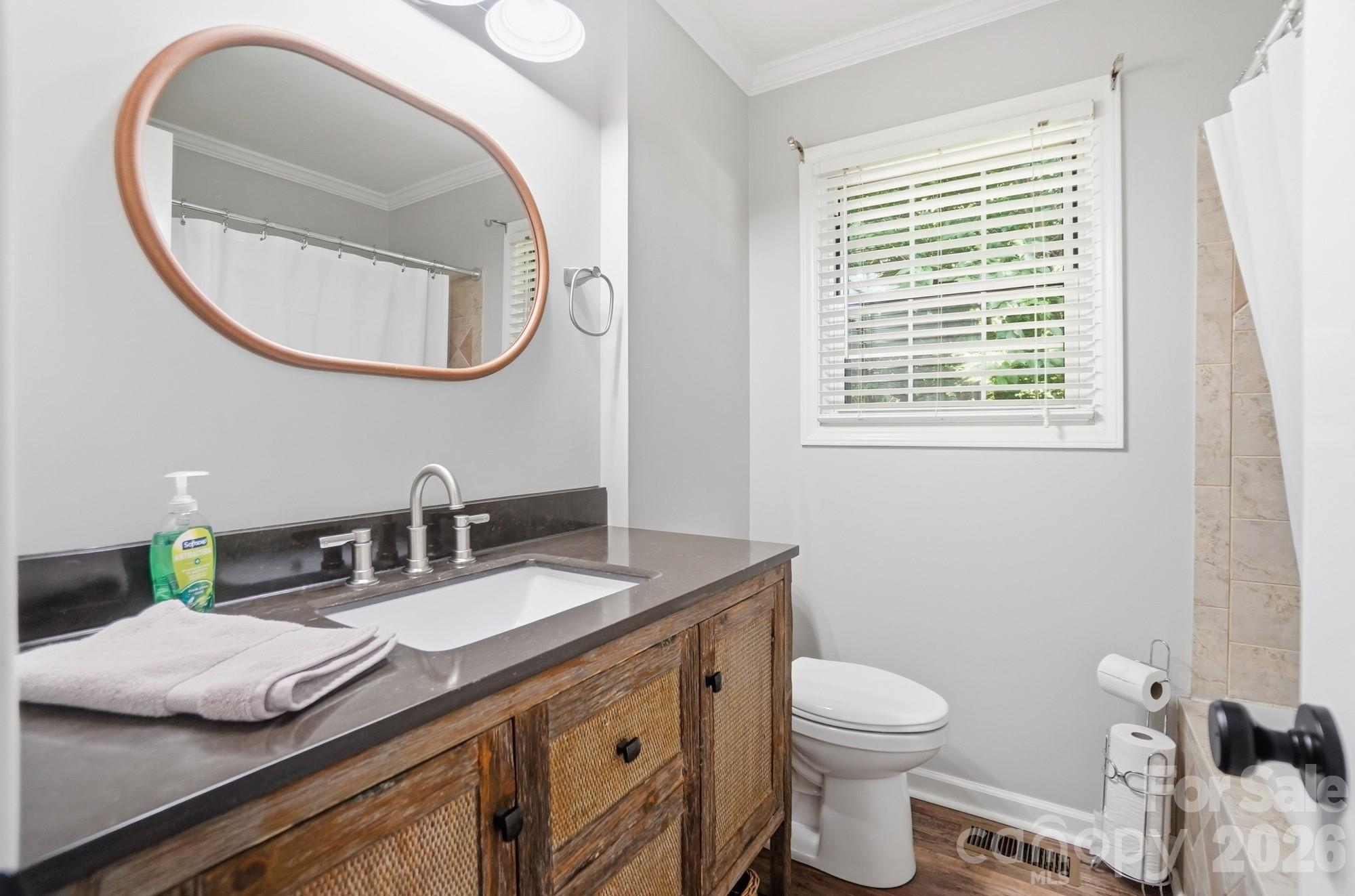 8616 Longbriar Drive — Charlotte