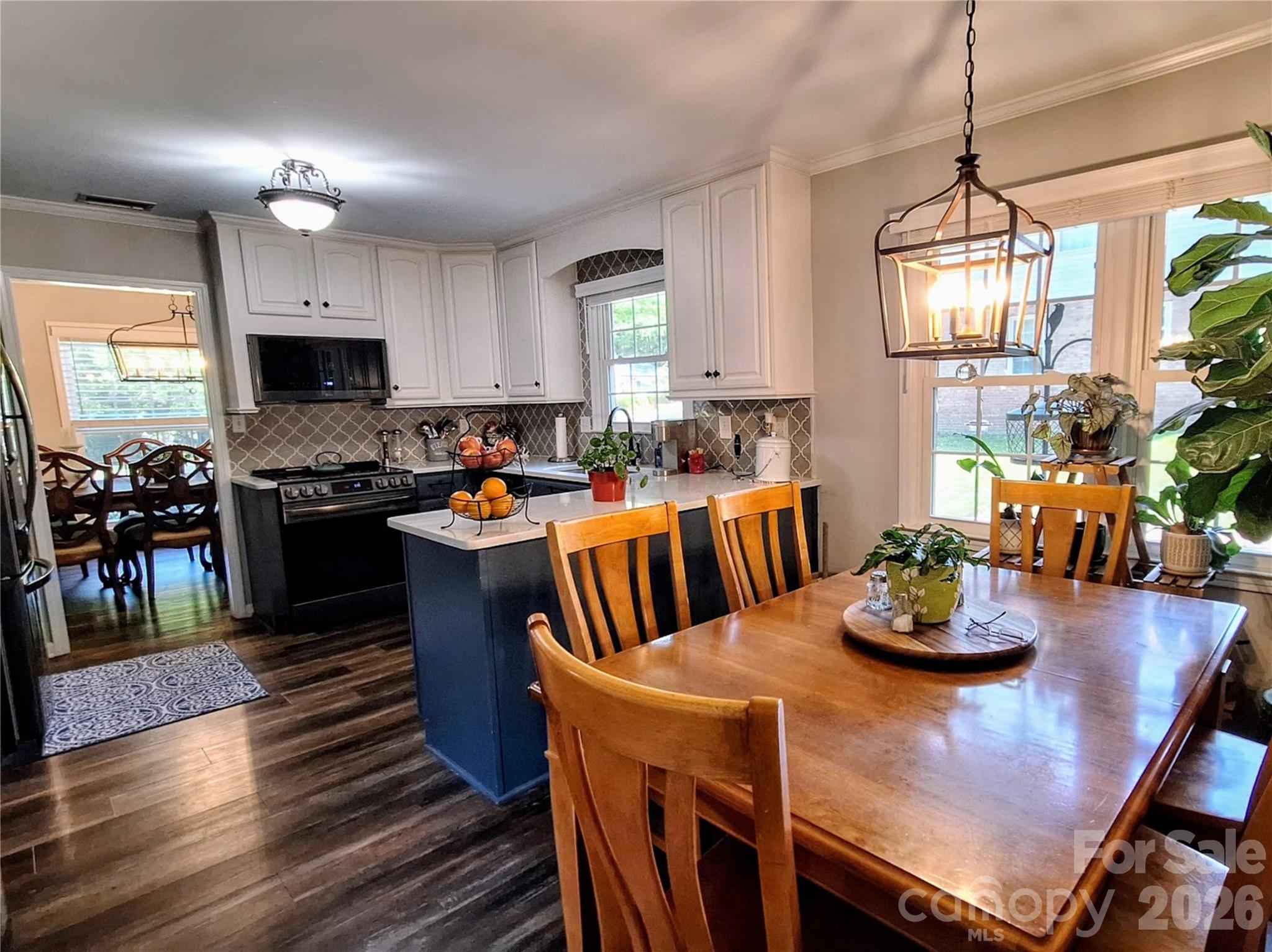 317 Wilcrest Drive — Matthews