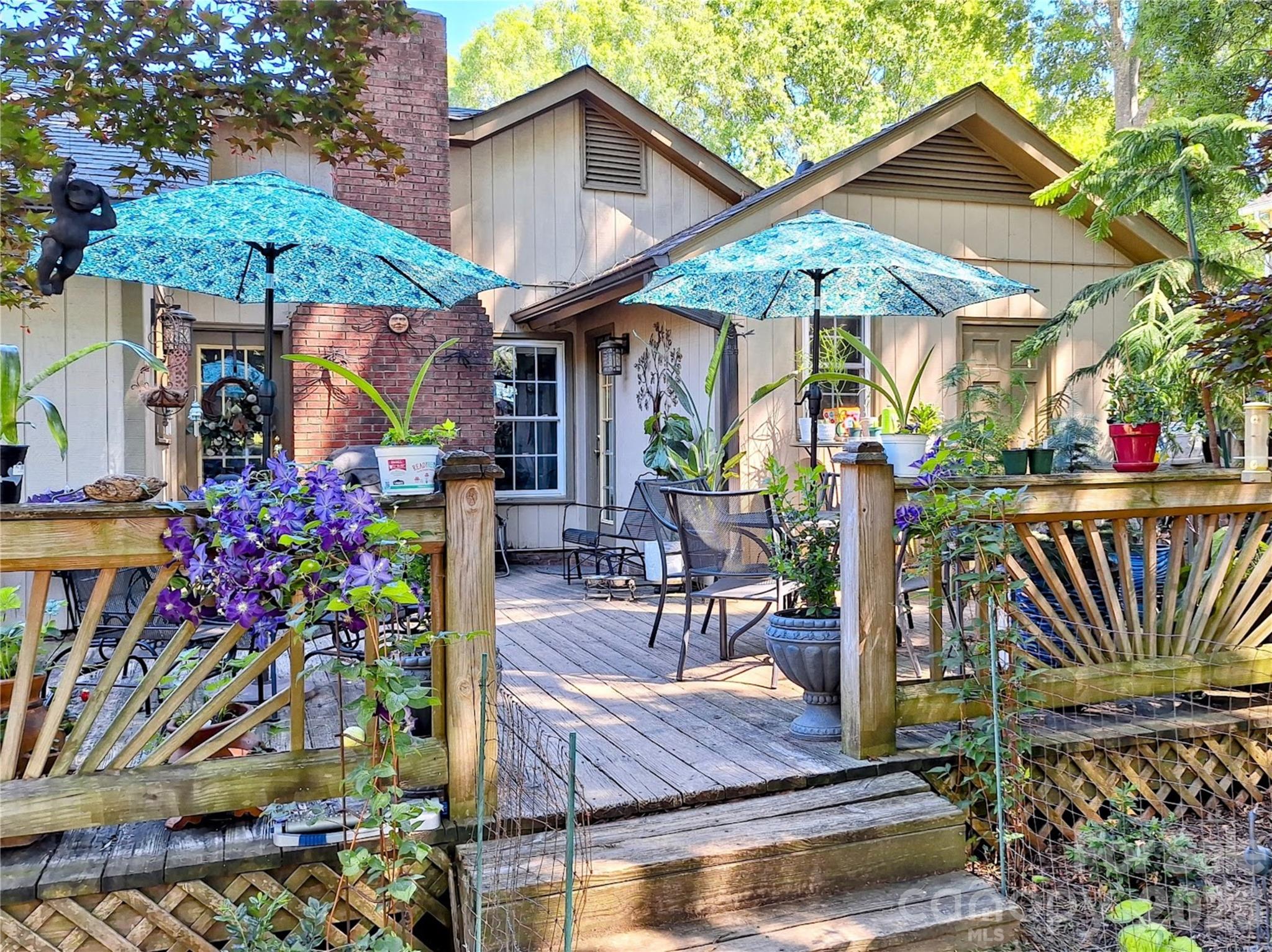 317 Wilcrest Drive — Matthews
