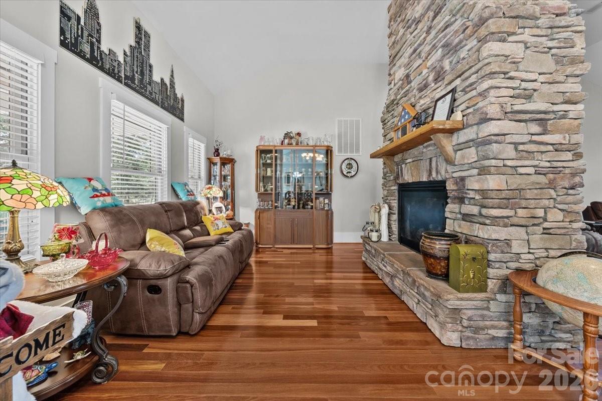 2207 Sierra Trace Road — Denton