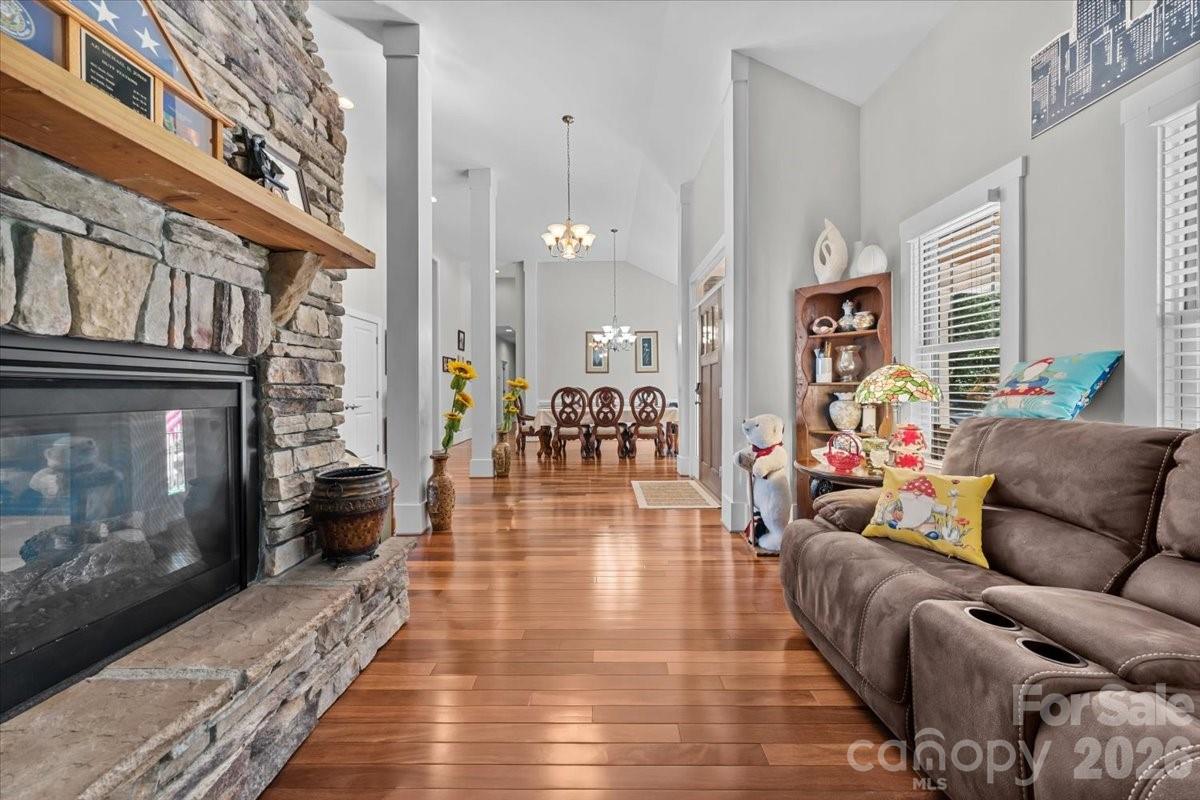 2207 Sierra Trace Road — Denton