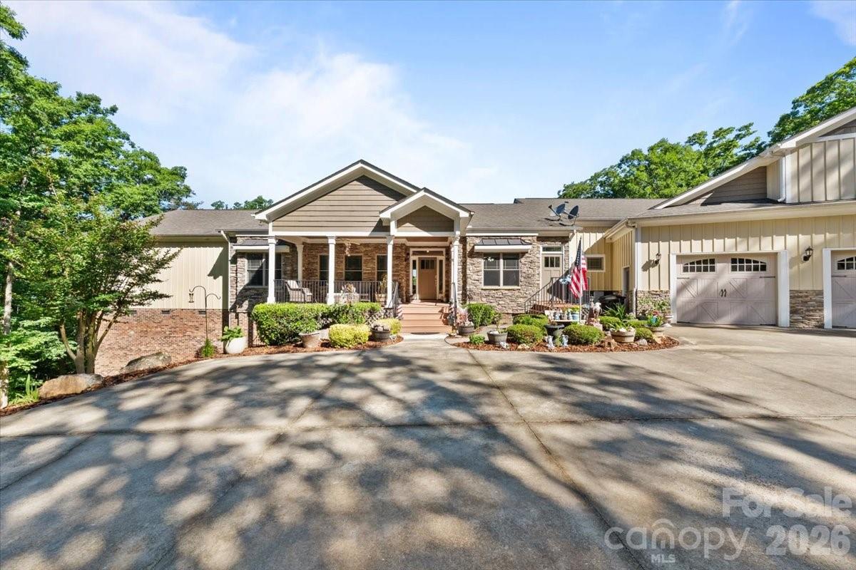 2207 Sierra Trace Road — Denton