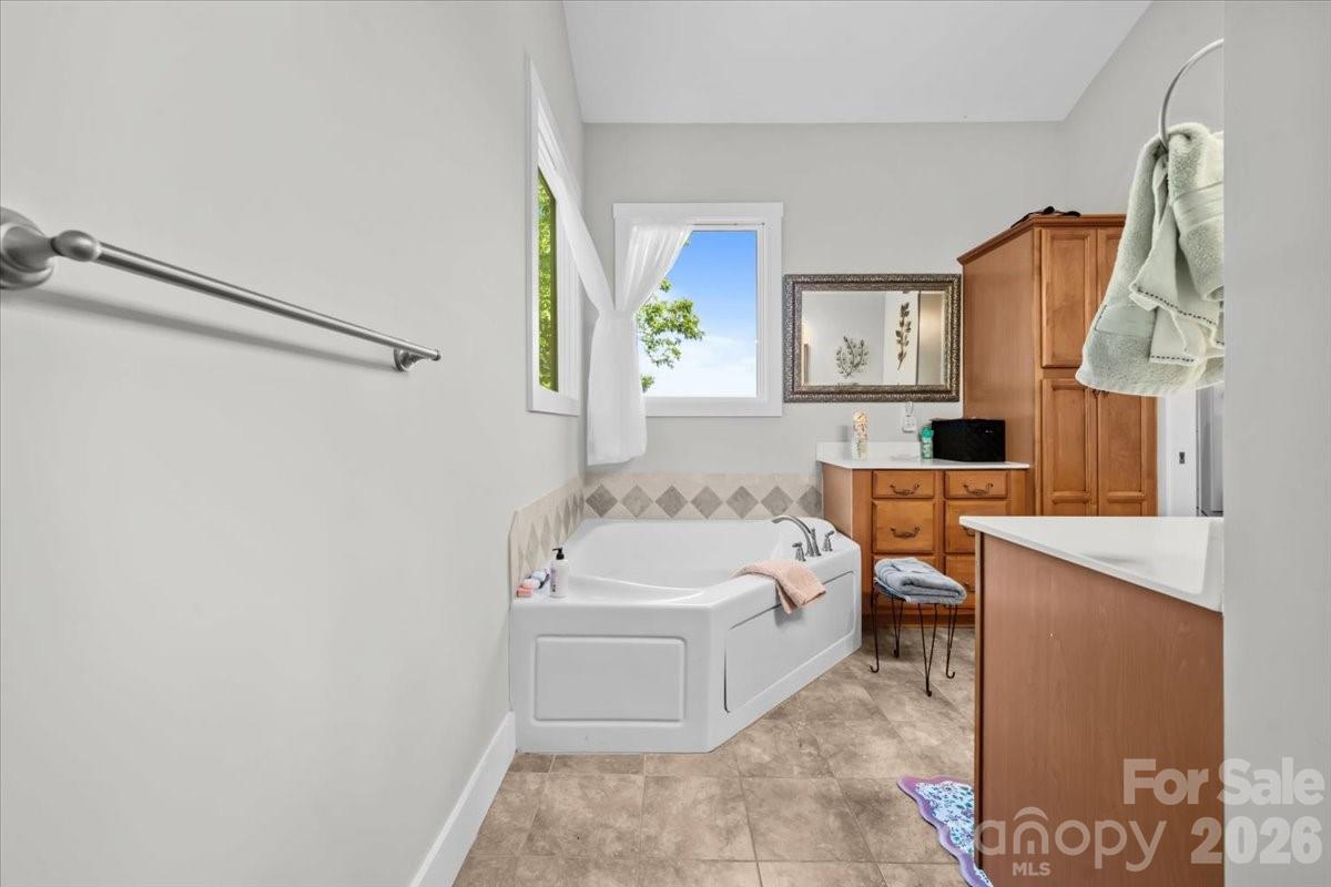 2207 Sierra Trace Road — Denton