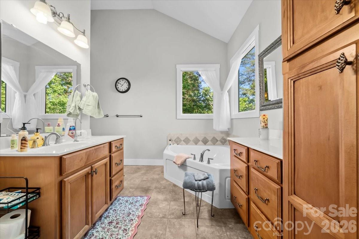 2207 Sierra Trace Road — Denton