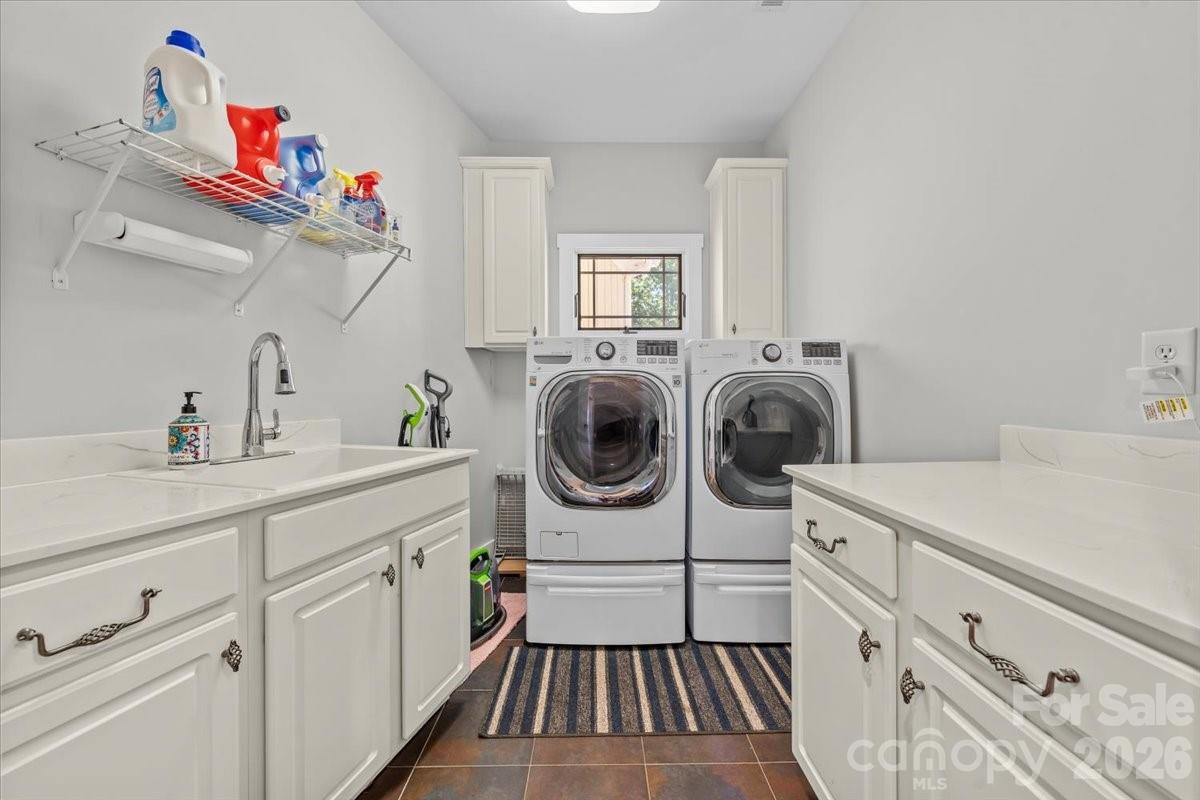 2207 Sierra Trace Road — Denton