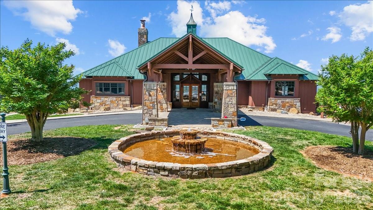 2207 Sierra Trace Road — Denton