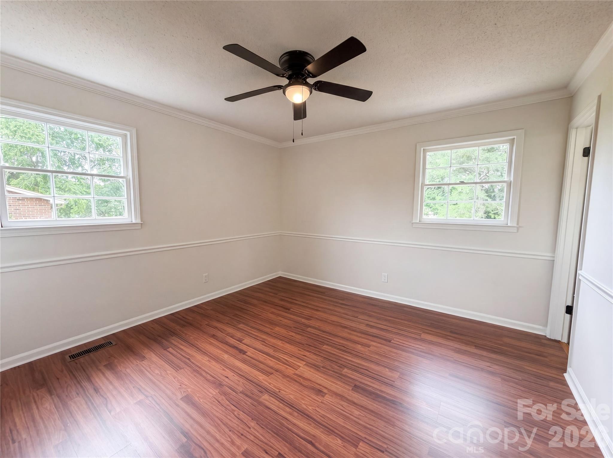 814 Charles Road — Shelby