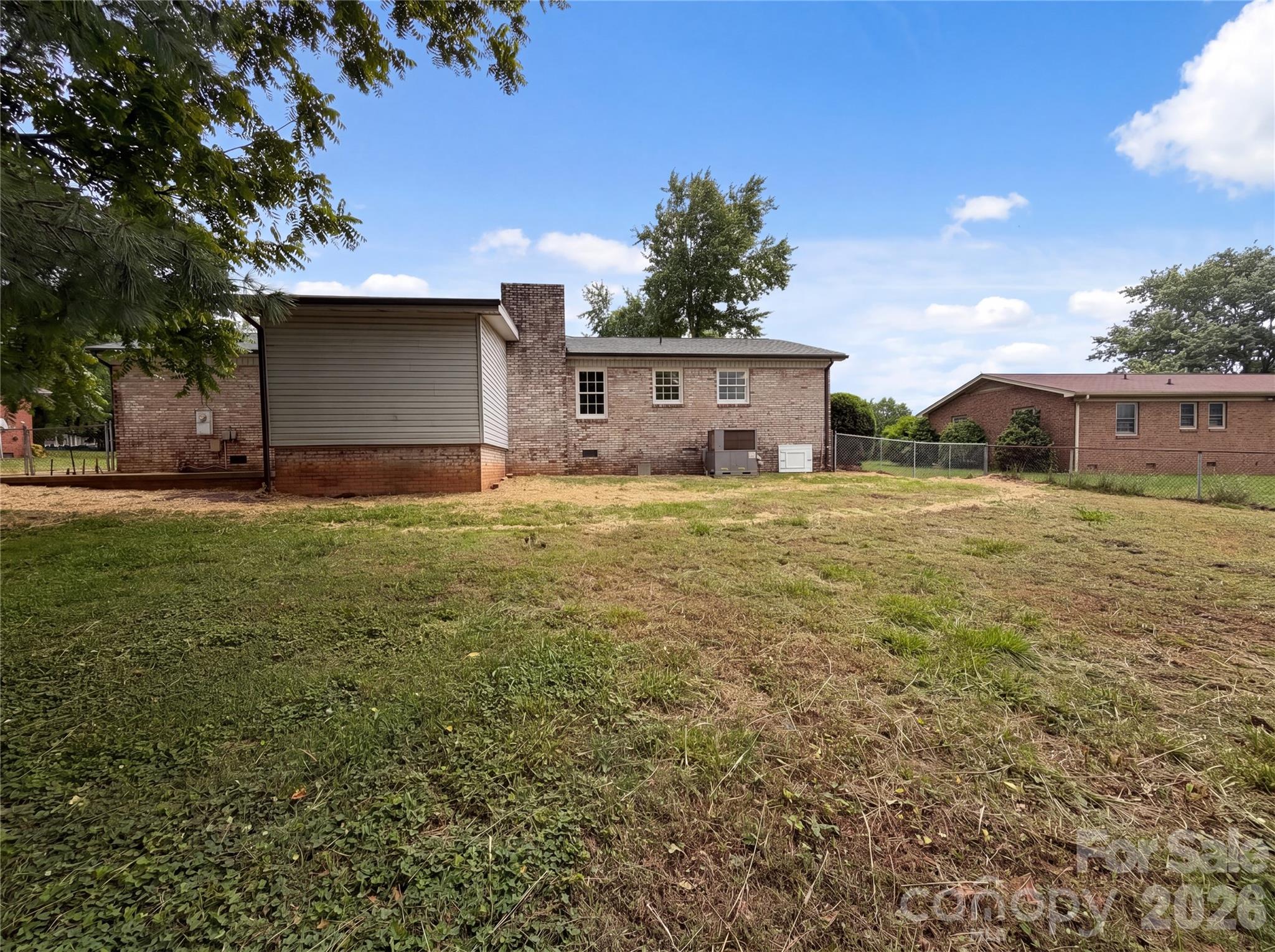814 Charles Road — Shelby
