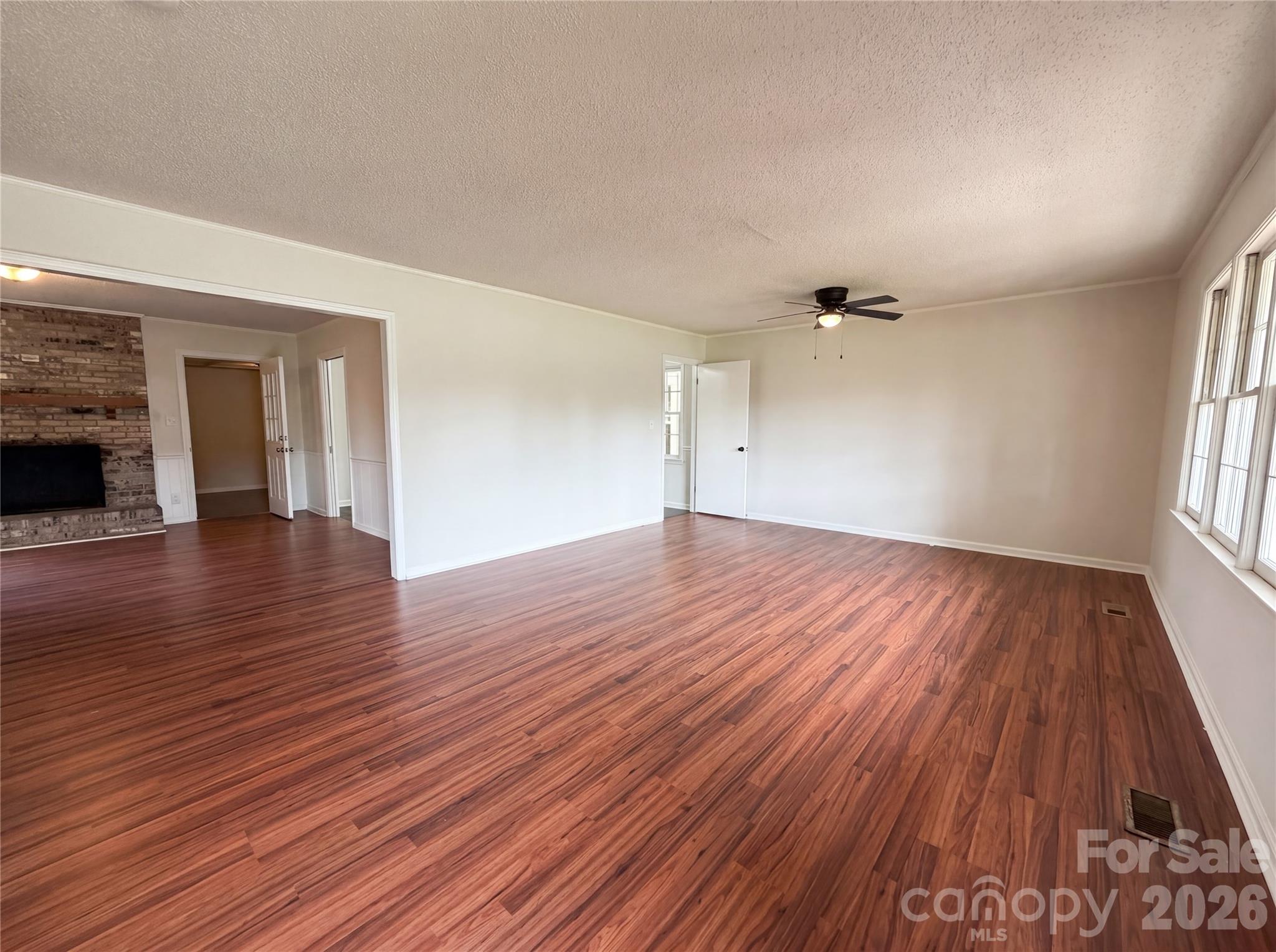 814 Charles Road — Shelby