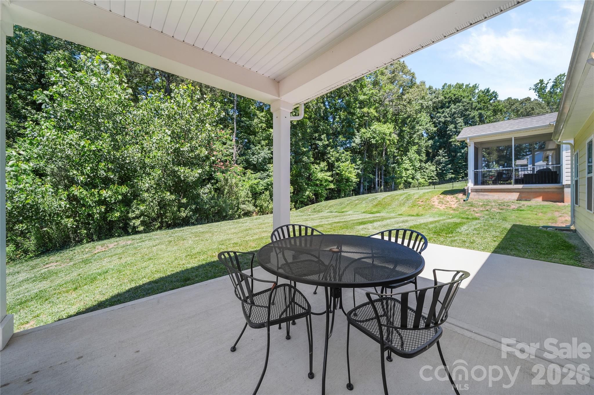 10050 Lilac Court — Charlotte
