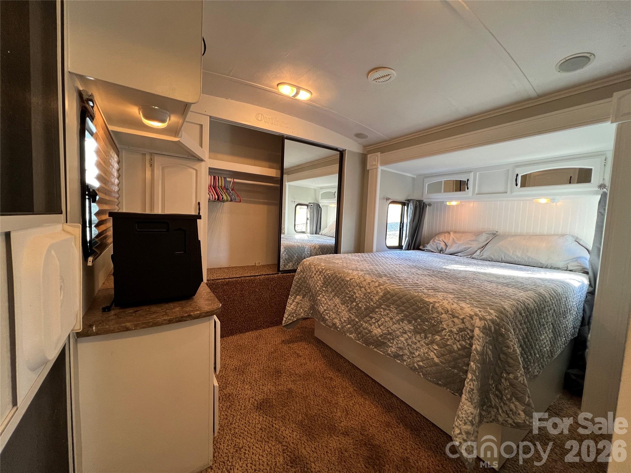 322 Mount View Lane — New London