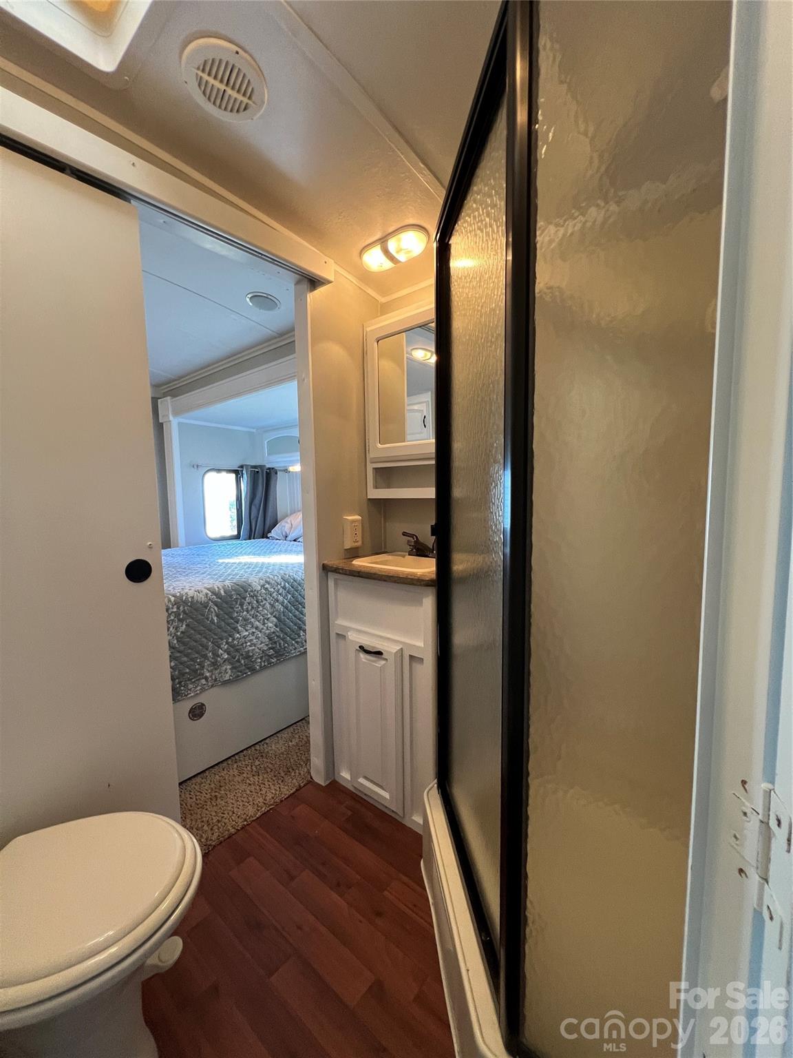 322 Mount View Lane — New London