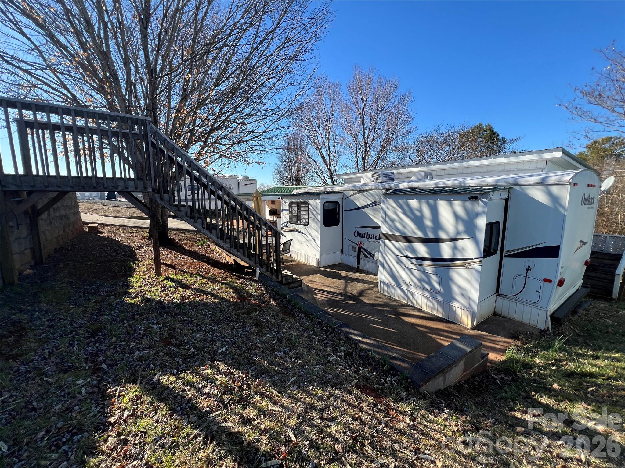 322 Mount View Lane — New London