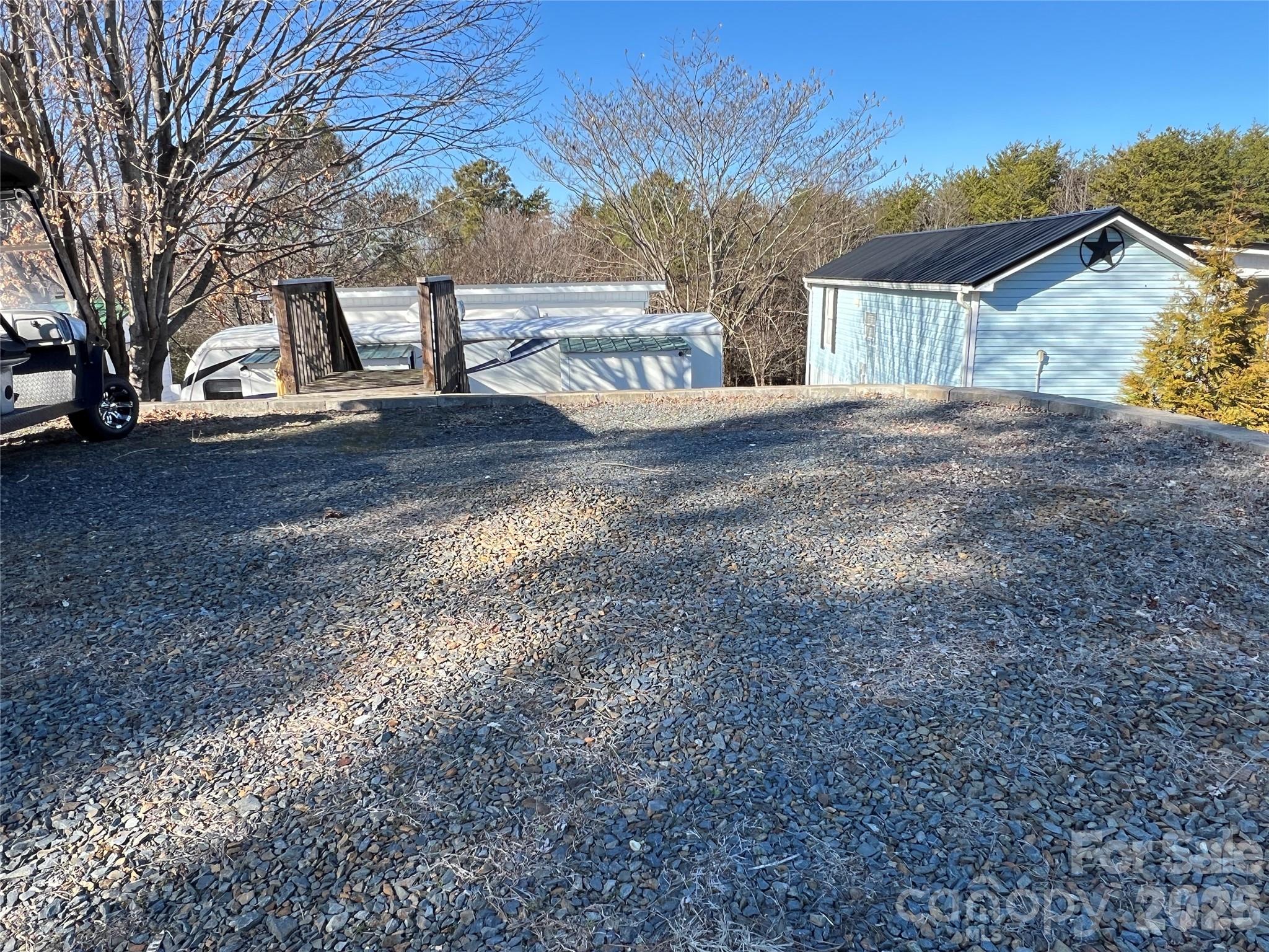 322 Mount View Lane — New London