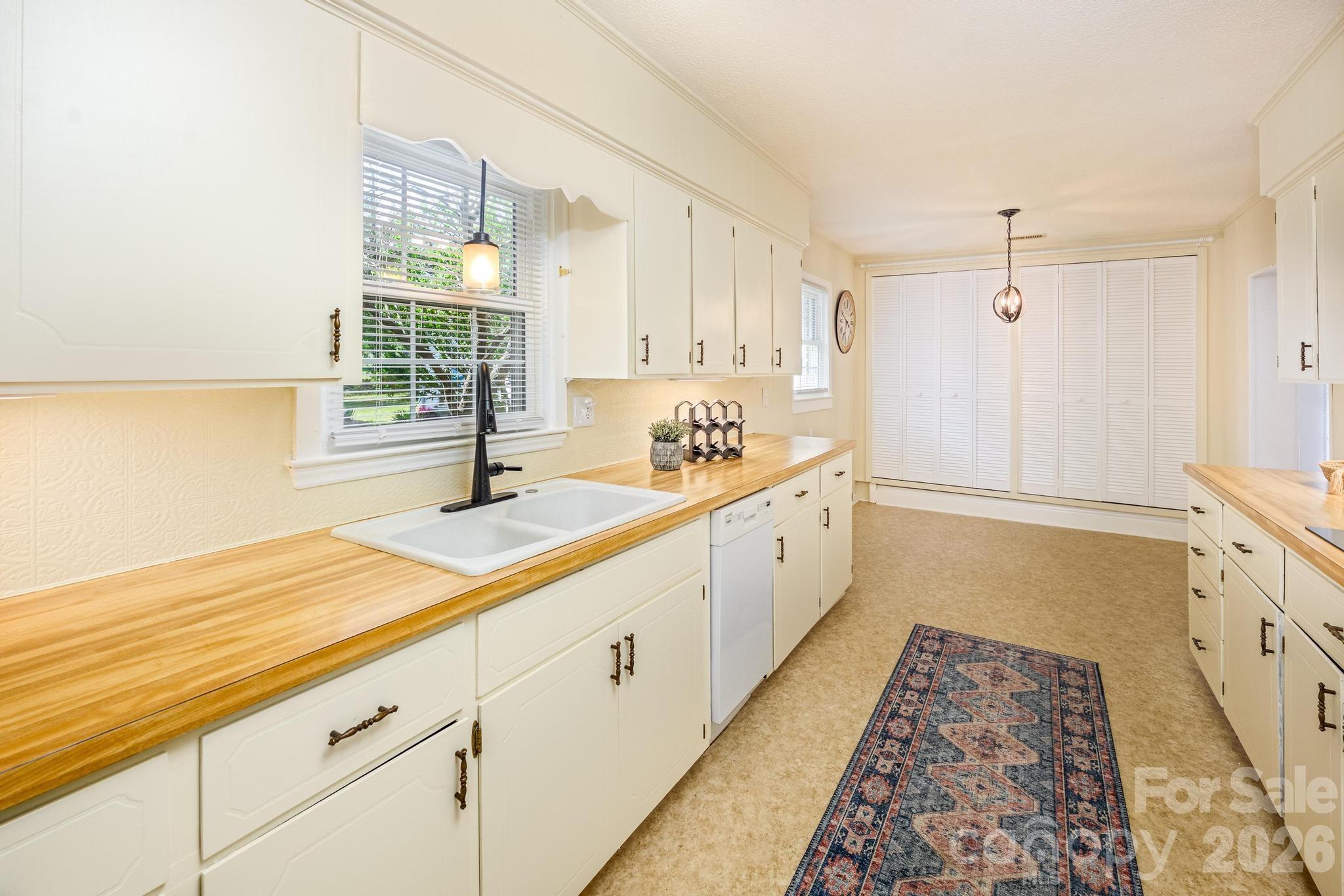 112 Persimmon Circle — Statesville