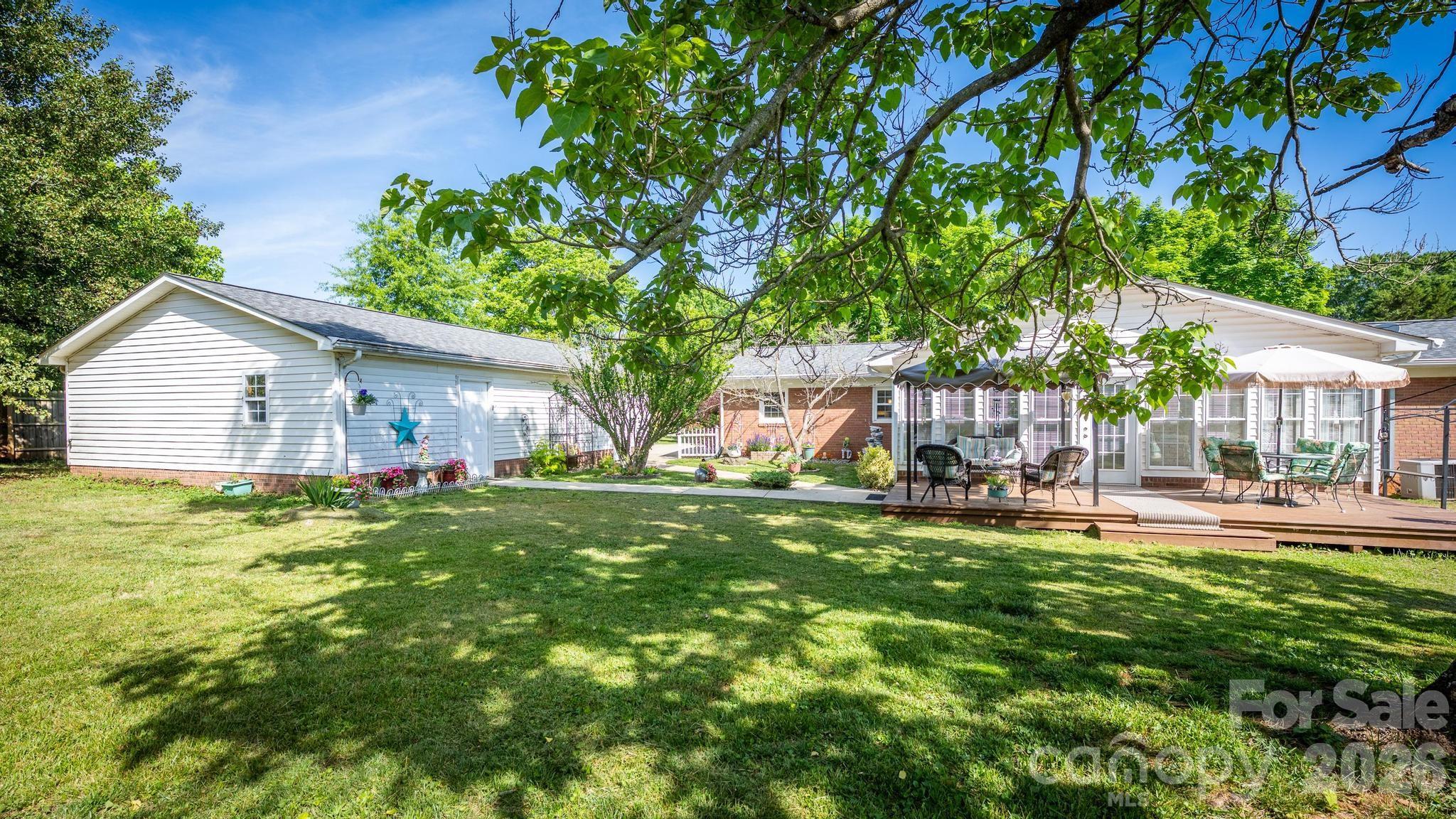 112 Persimmon Circle — Statesville