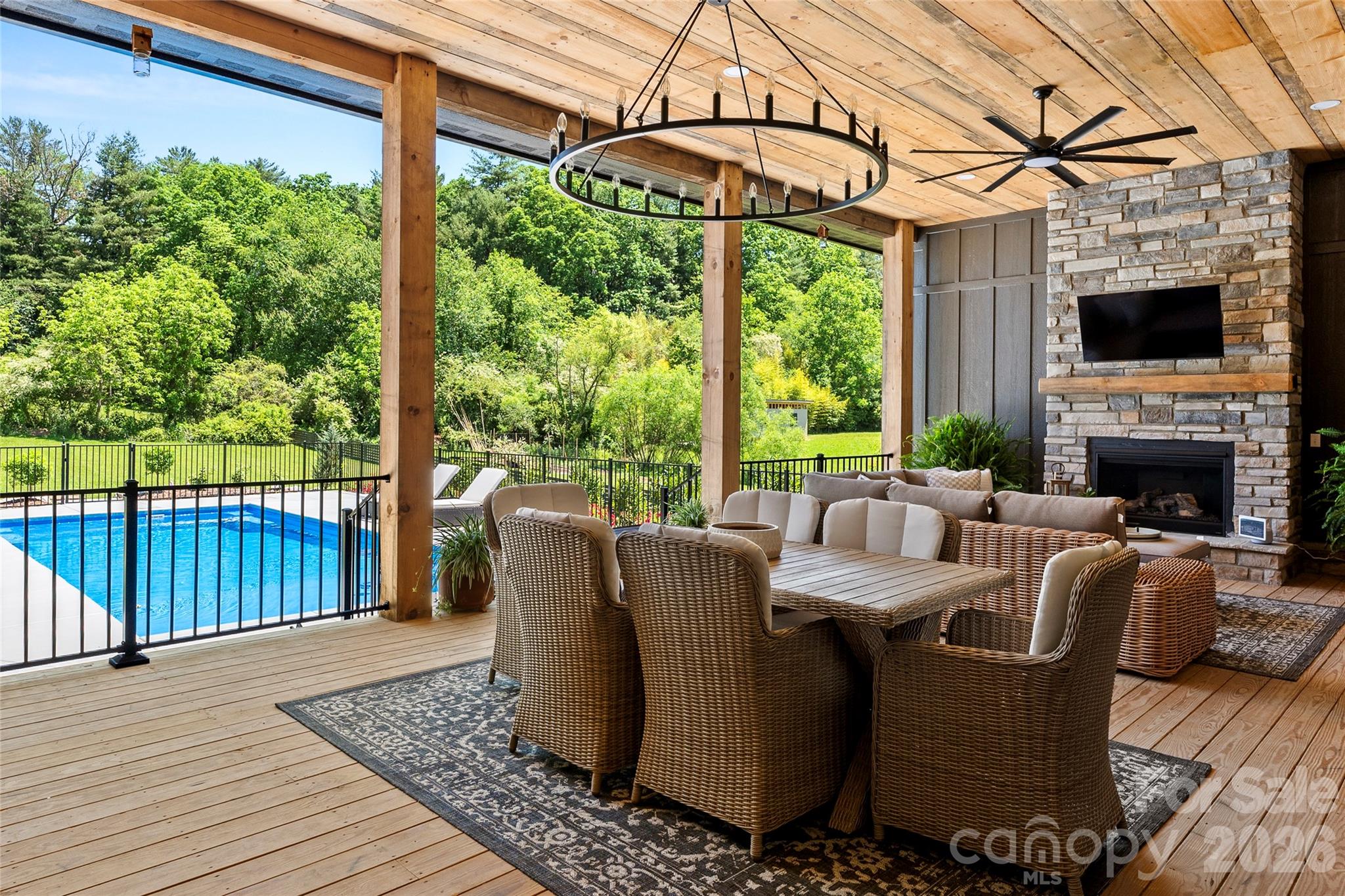 23 Benton Farms Lane — Horse Shoe