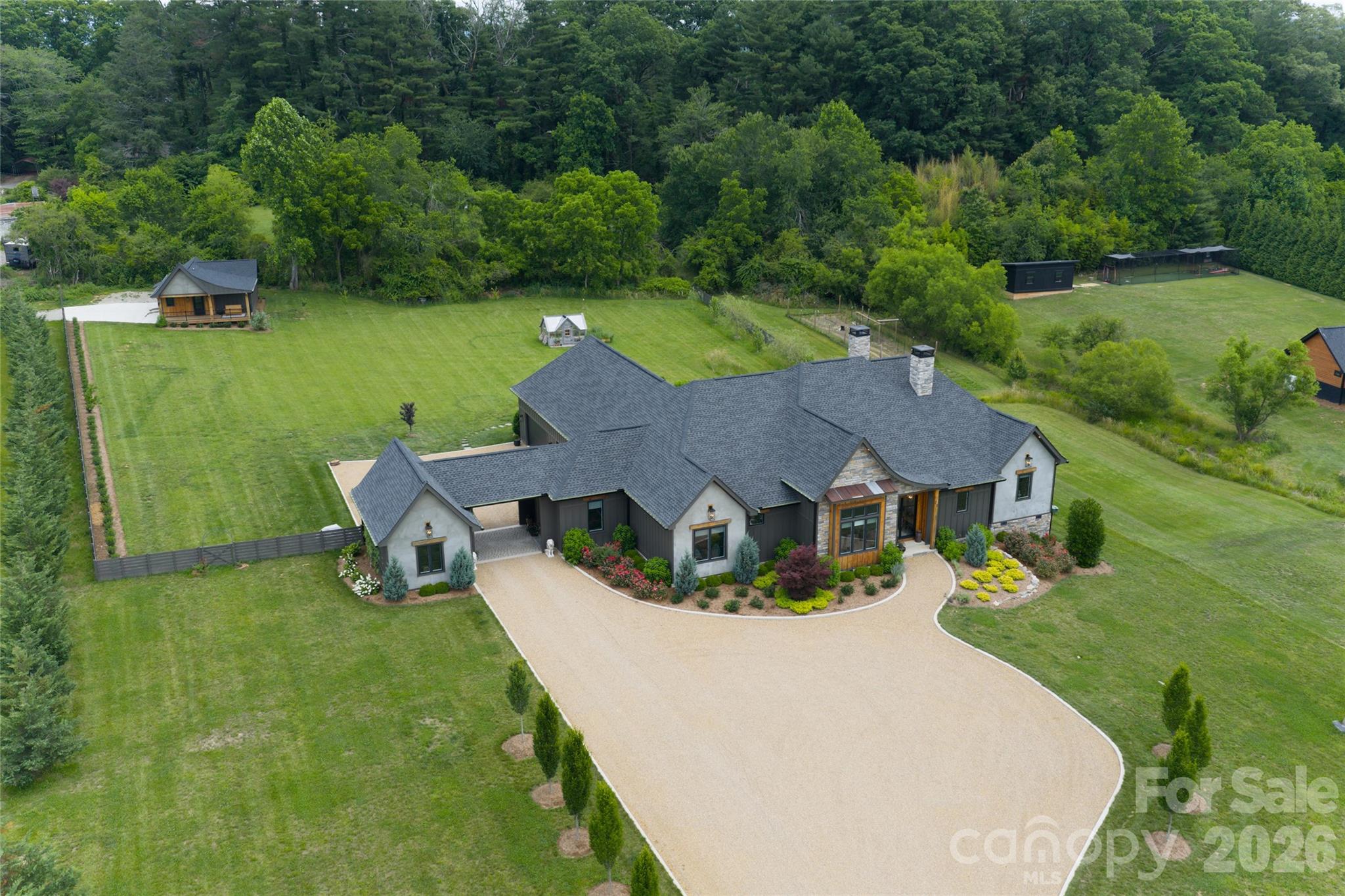 23 Benton Farms Lane — Horse Shoe