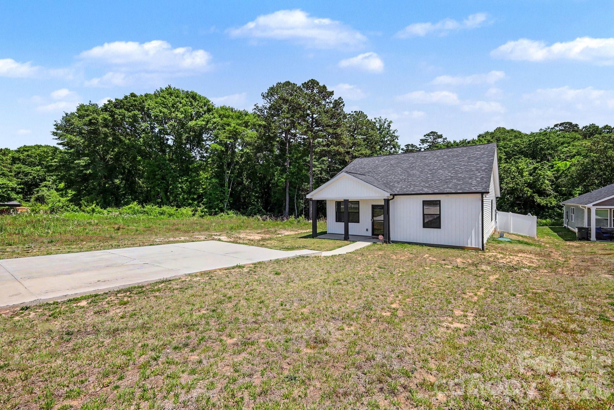 2664 Meadow Street — Gaston