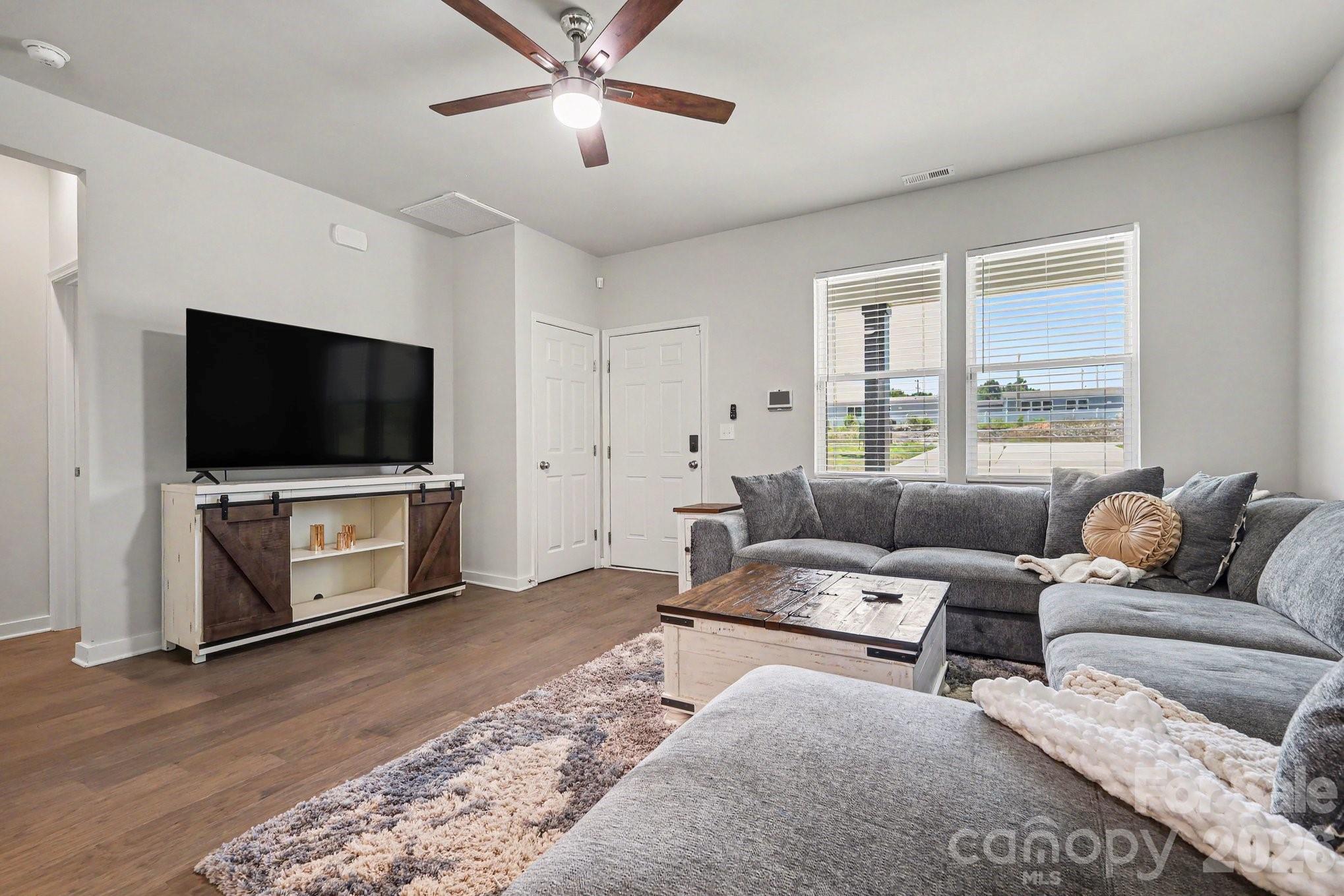 2664 Meadow Street — Gaston