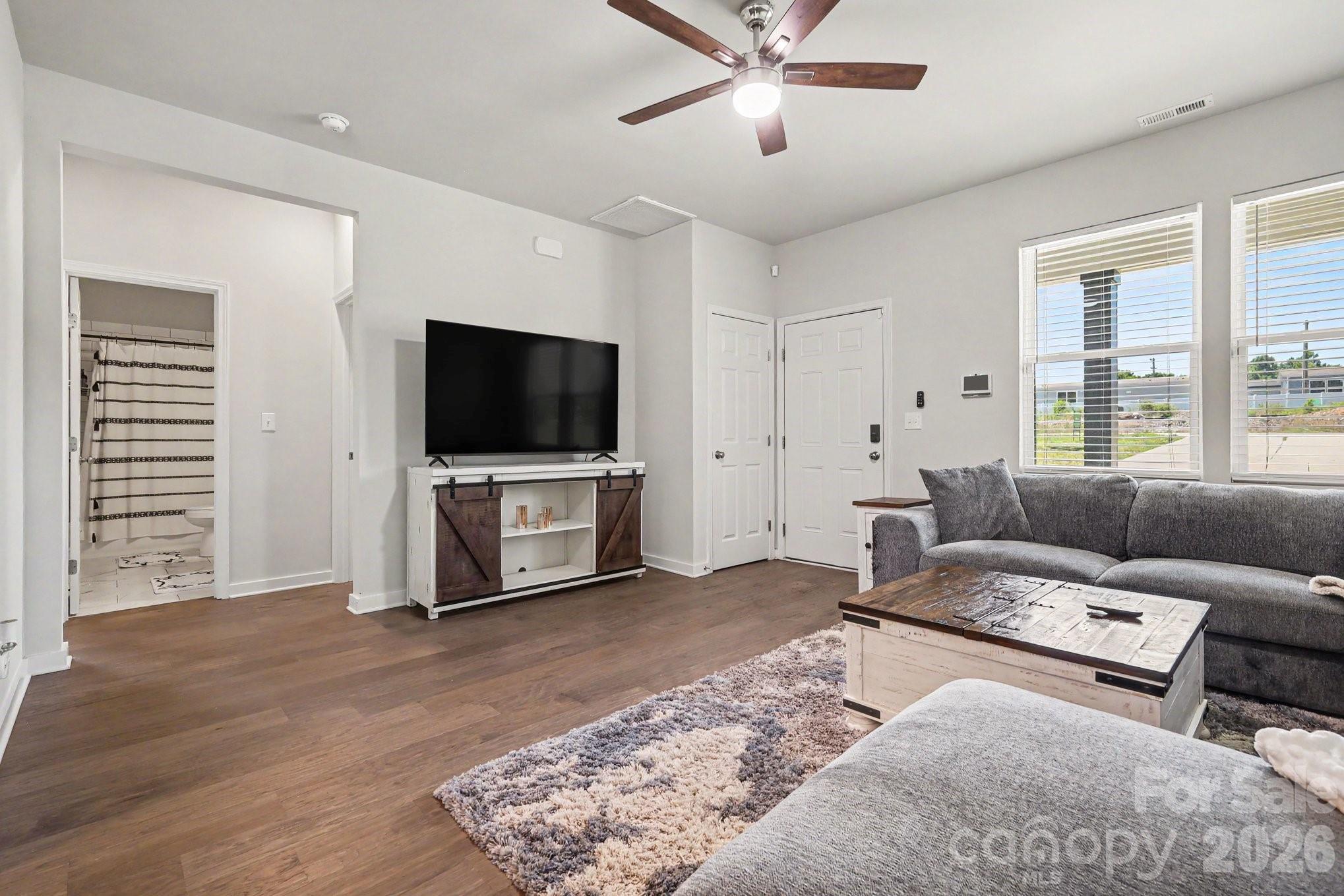 2664 Meadow Street — Gaston