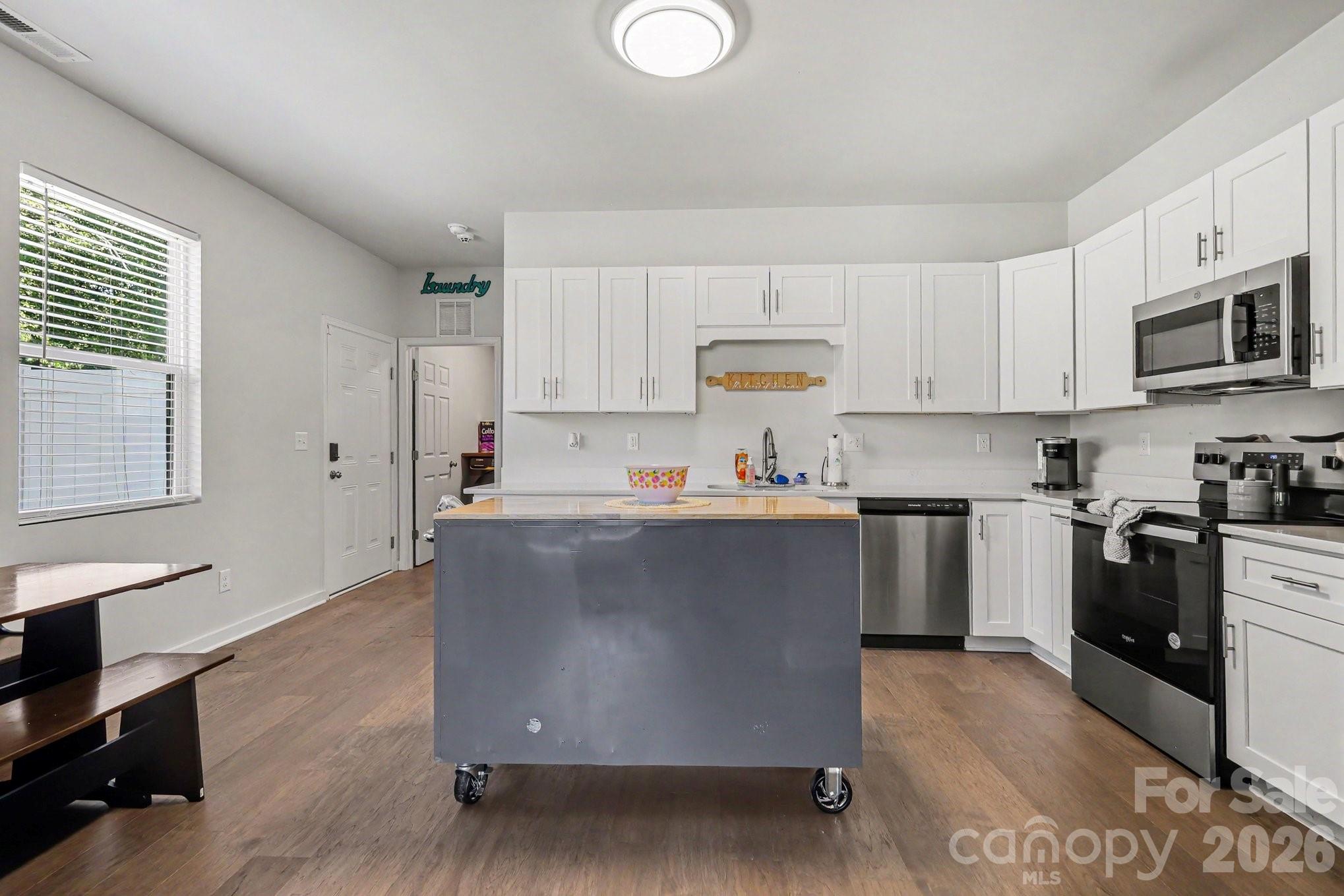 2664 Meadow Street — Gaston