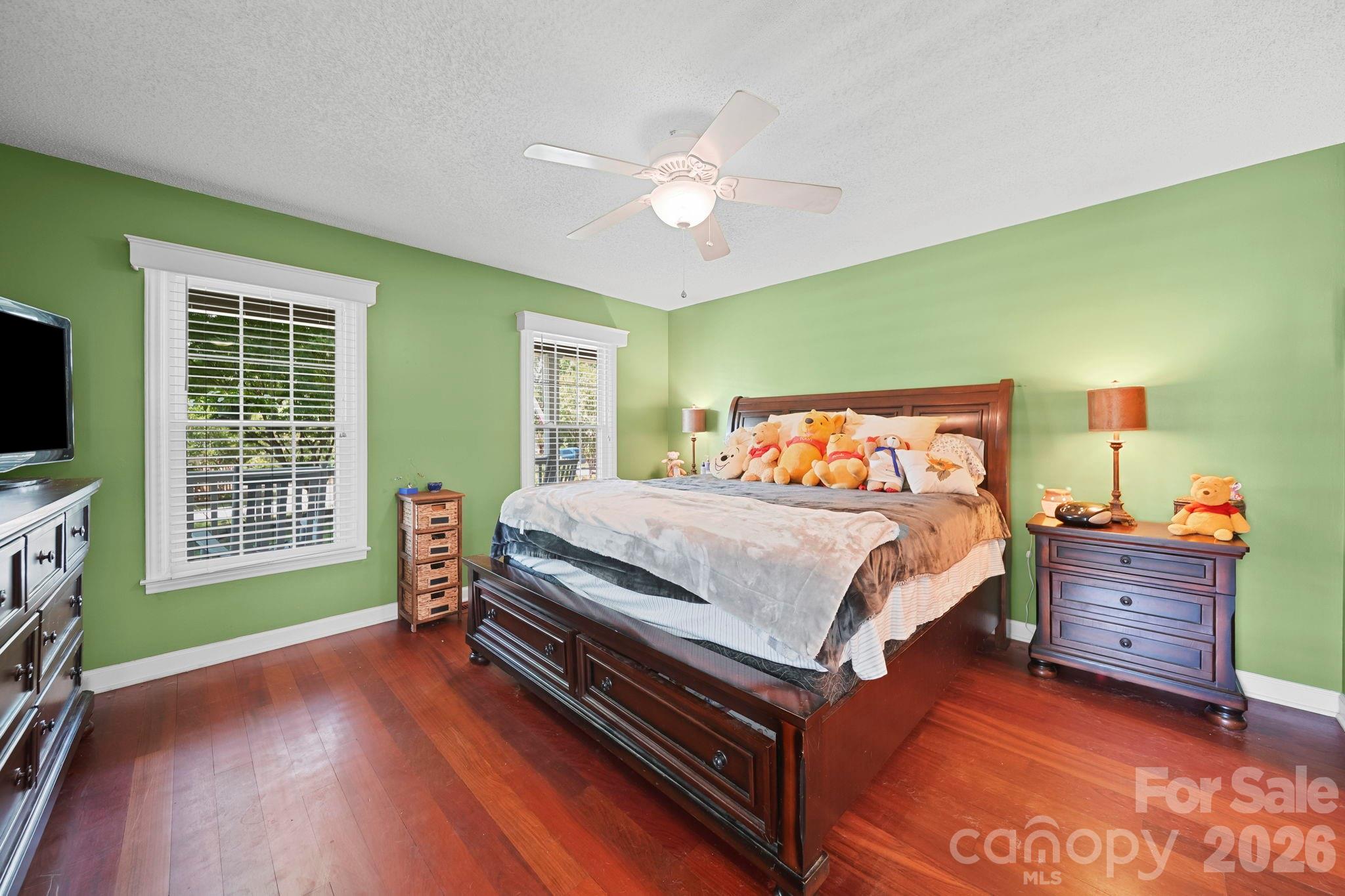 7813 Red Robin Trail — Denver