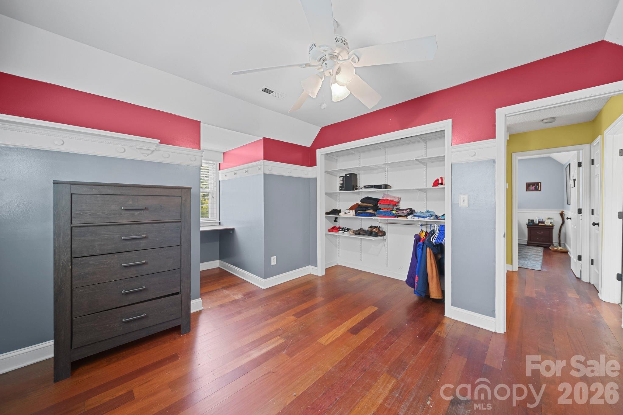 7813 Red Robin Trail — Denver