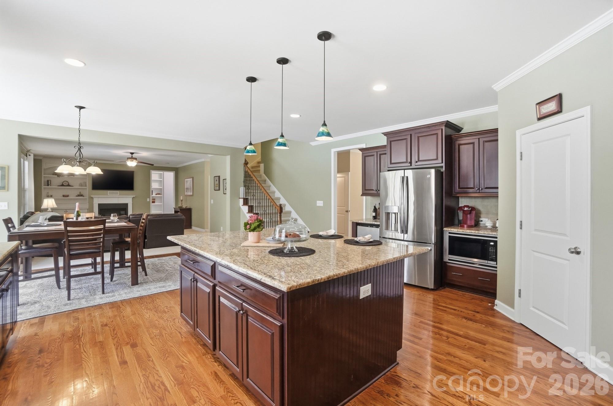 3219 Lakehurst Crossing — Matthews