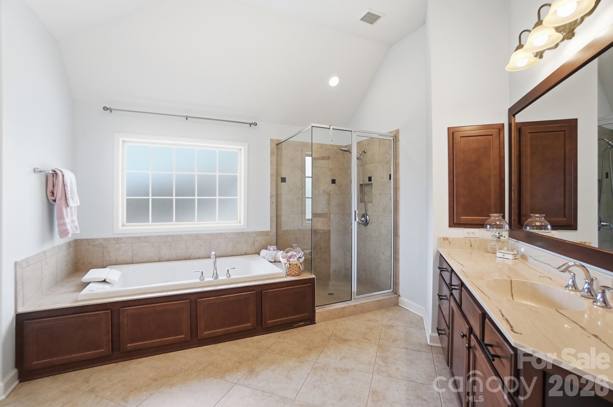 3219 Lakehurst Crossing — Matthews