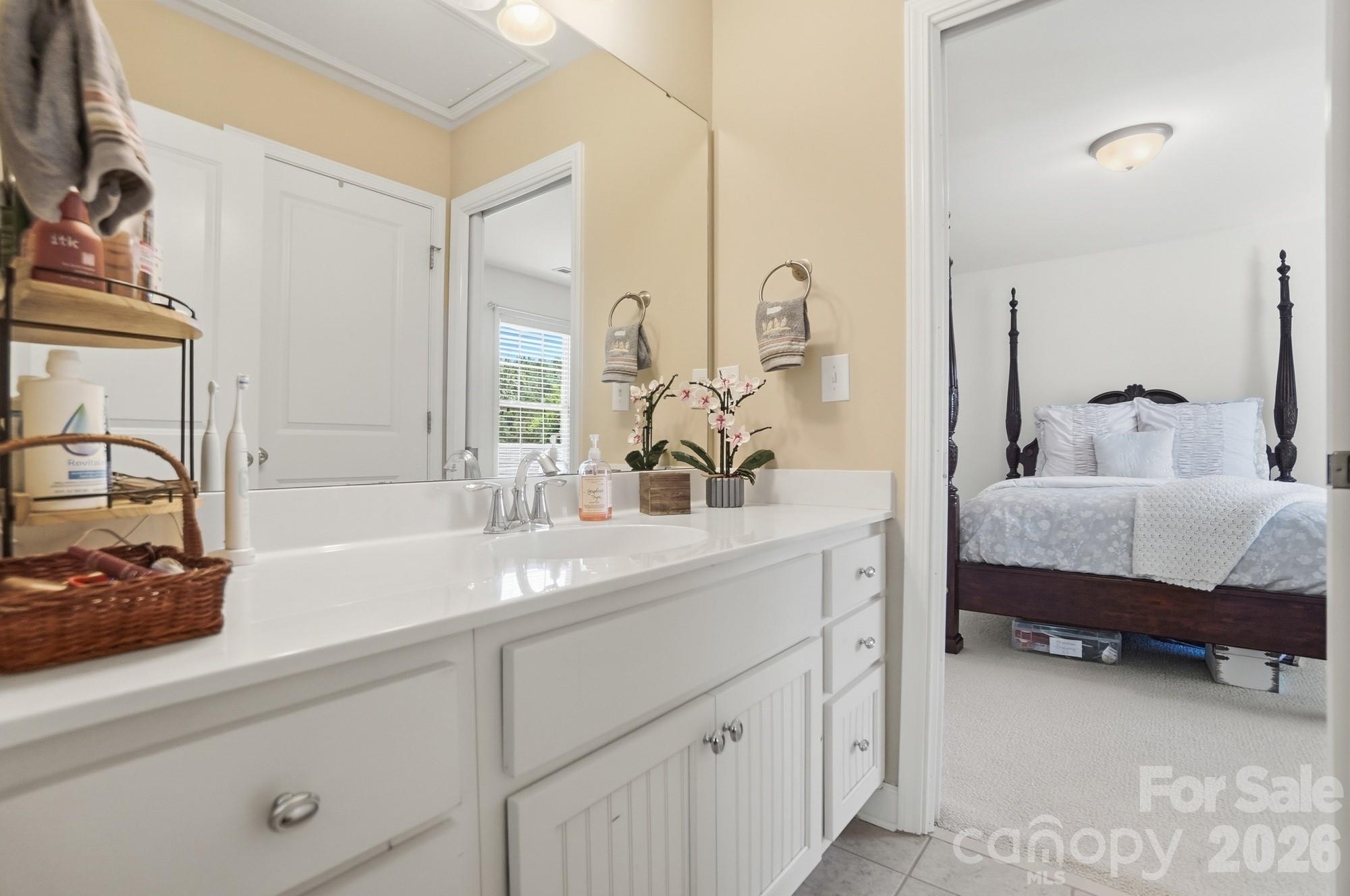 3219 Lakehurst Crossing — Matthews