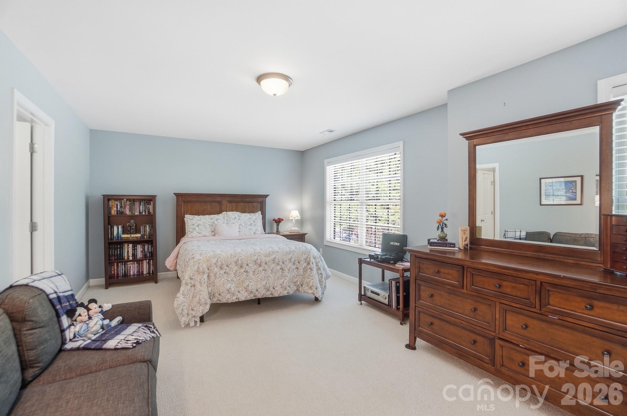 3219 Lakehurst Crossing — Matthews