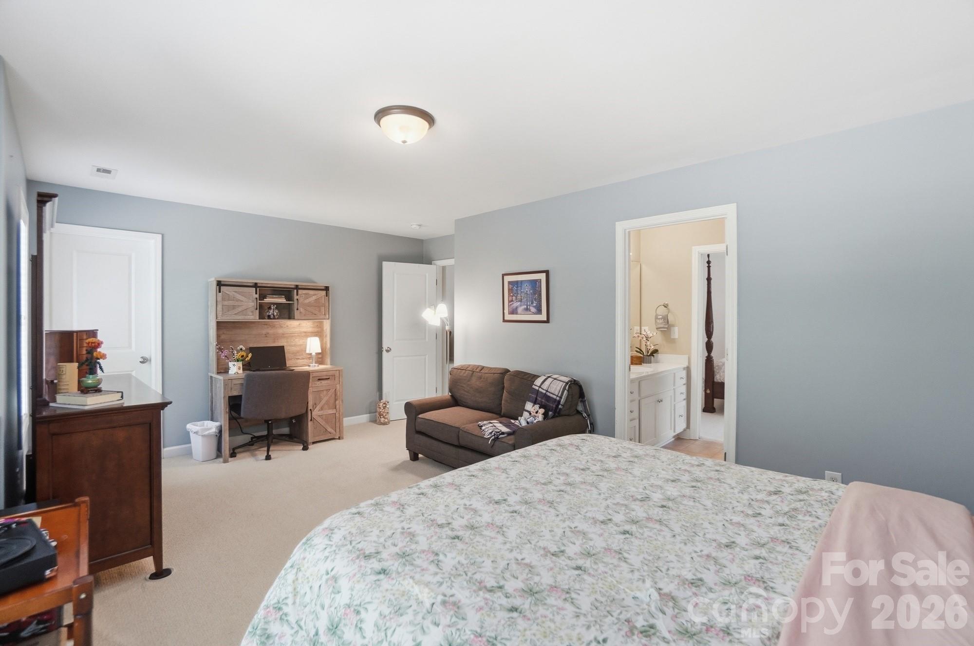 3219 Lakehurst Crossing — Matthews