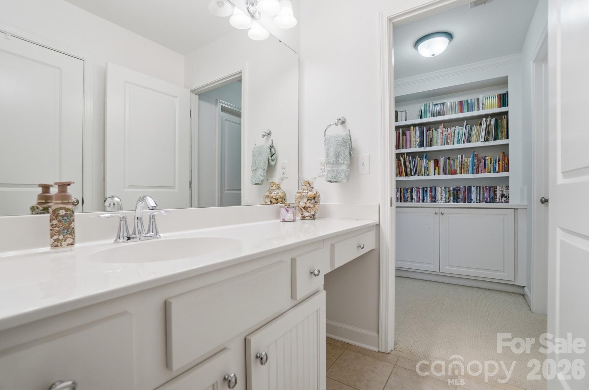 3219 Lakehurst Crossing — Matthews