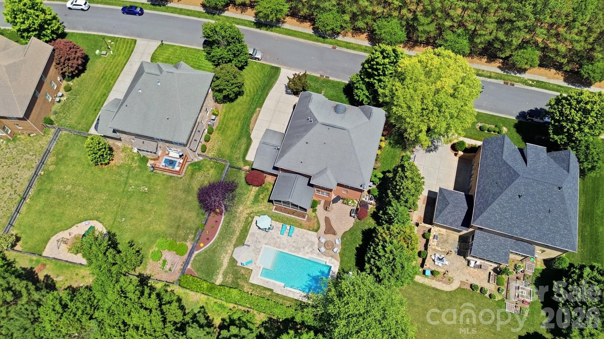 3219 Lakehurst Crossing — Matthews