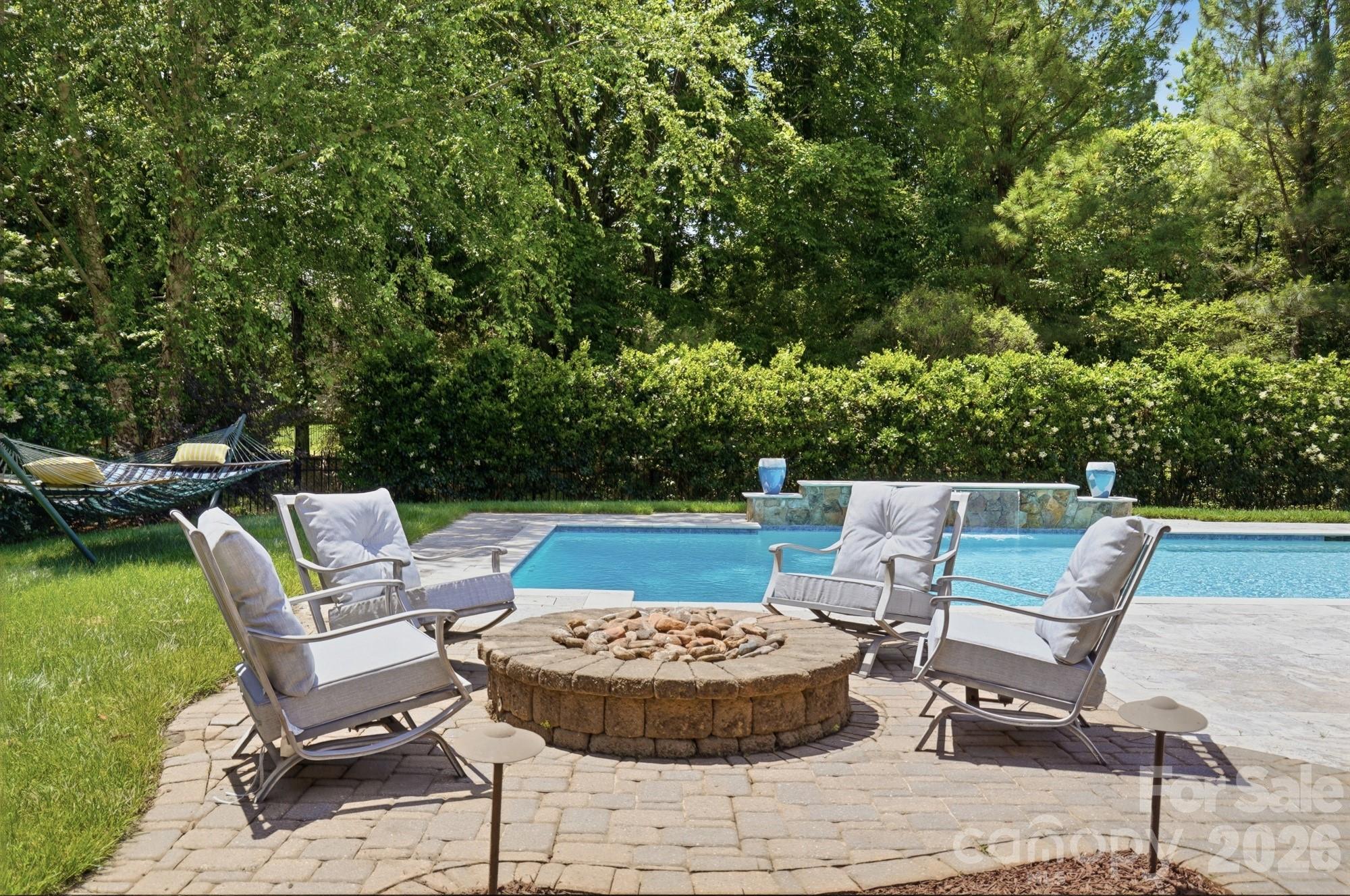 3219 Lakehurst Crossing — Matthews
