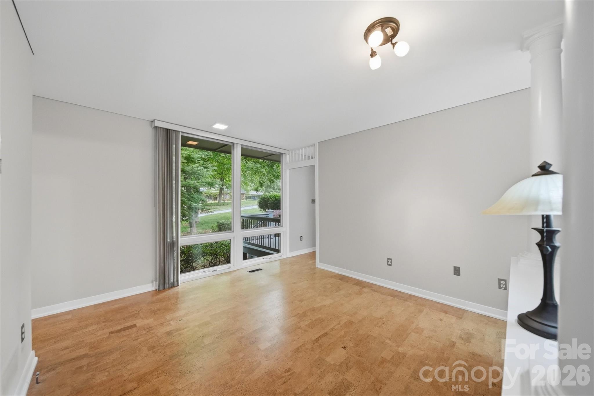 141 36th Avenue NW — Hickory