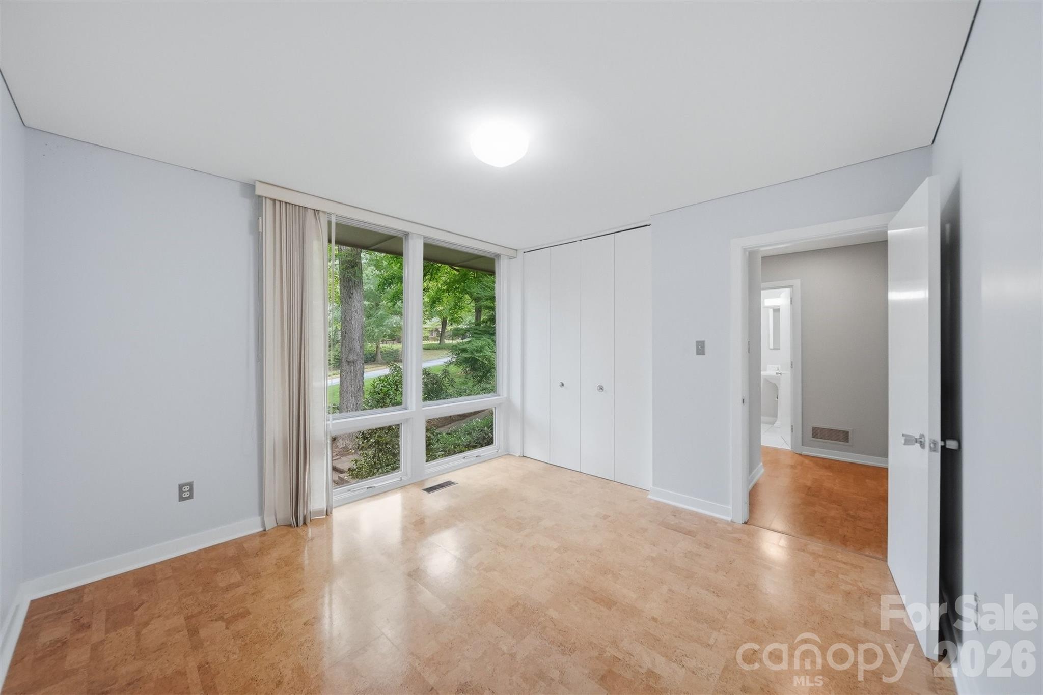 141 36th Avenue NW — Hickory