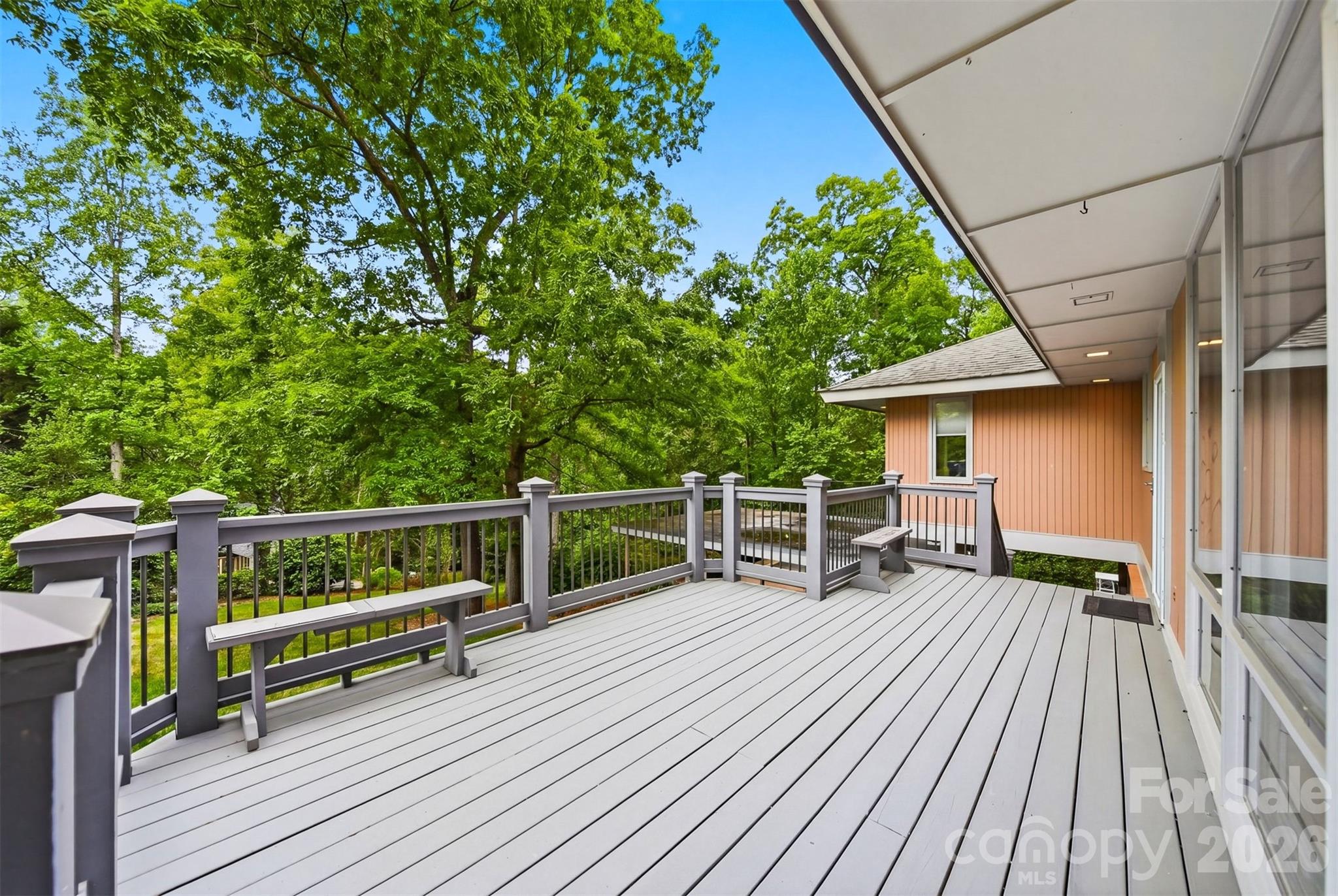 141 36th Avenue NW — Hickory