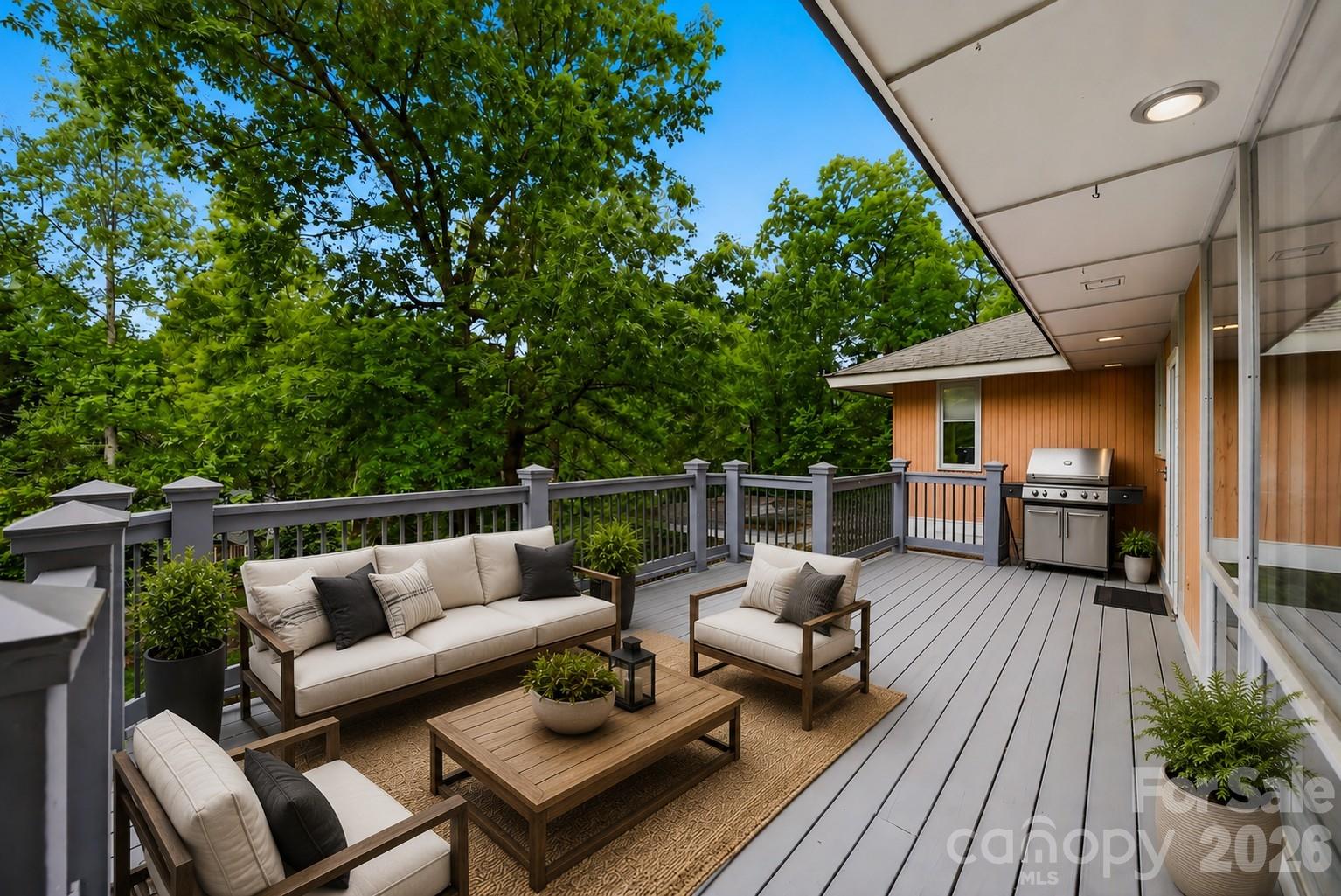 141 36th Avenue NW — Hickory
